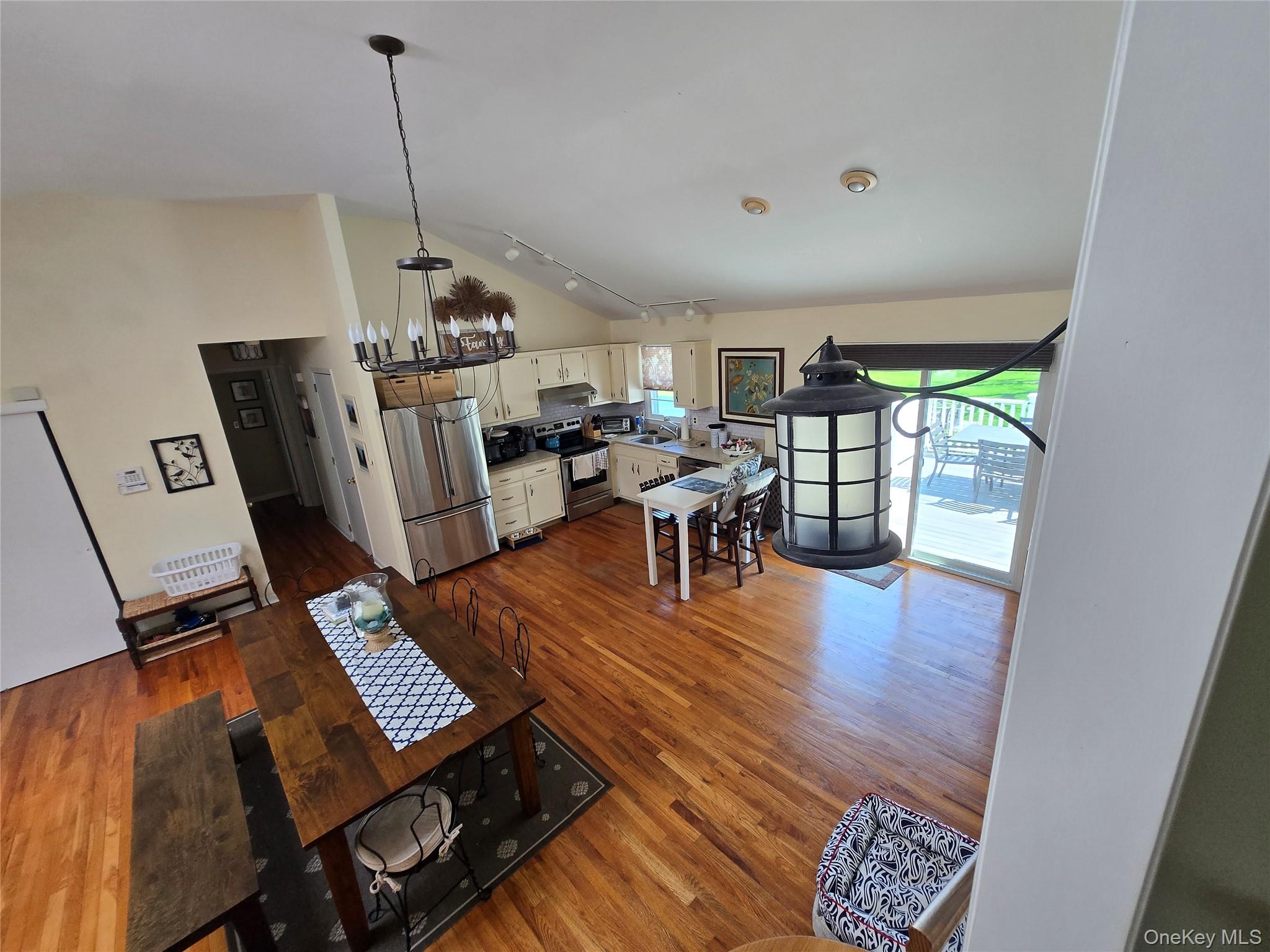 870 Noyack Road – For Rent photo 7