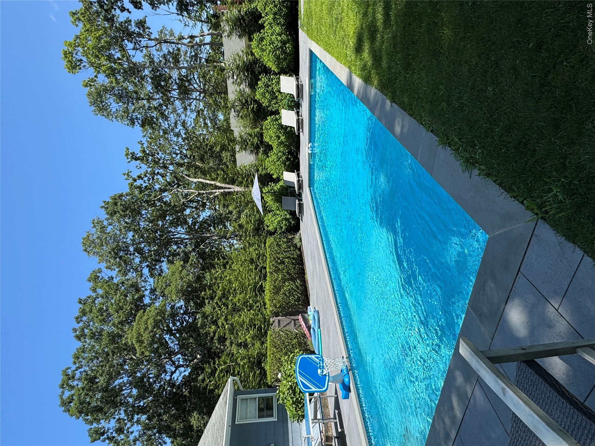 870 Noyack Road – For Rent photo 2