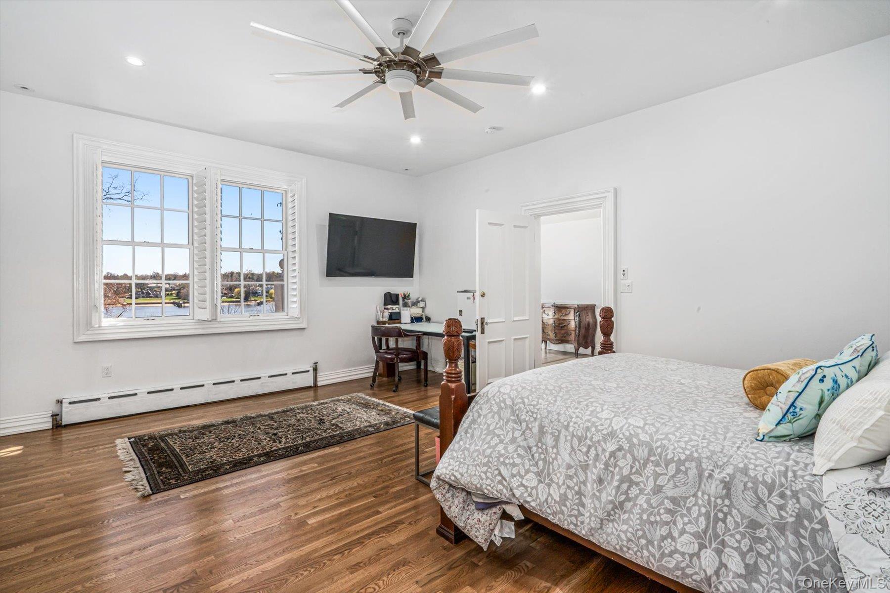 365 E Shore Road – For Sale photo 34