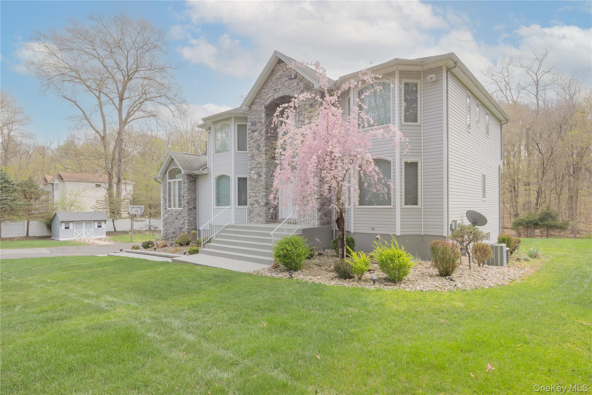 774 Haverstraw Road – For Sale photo 3