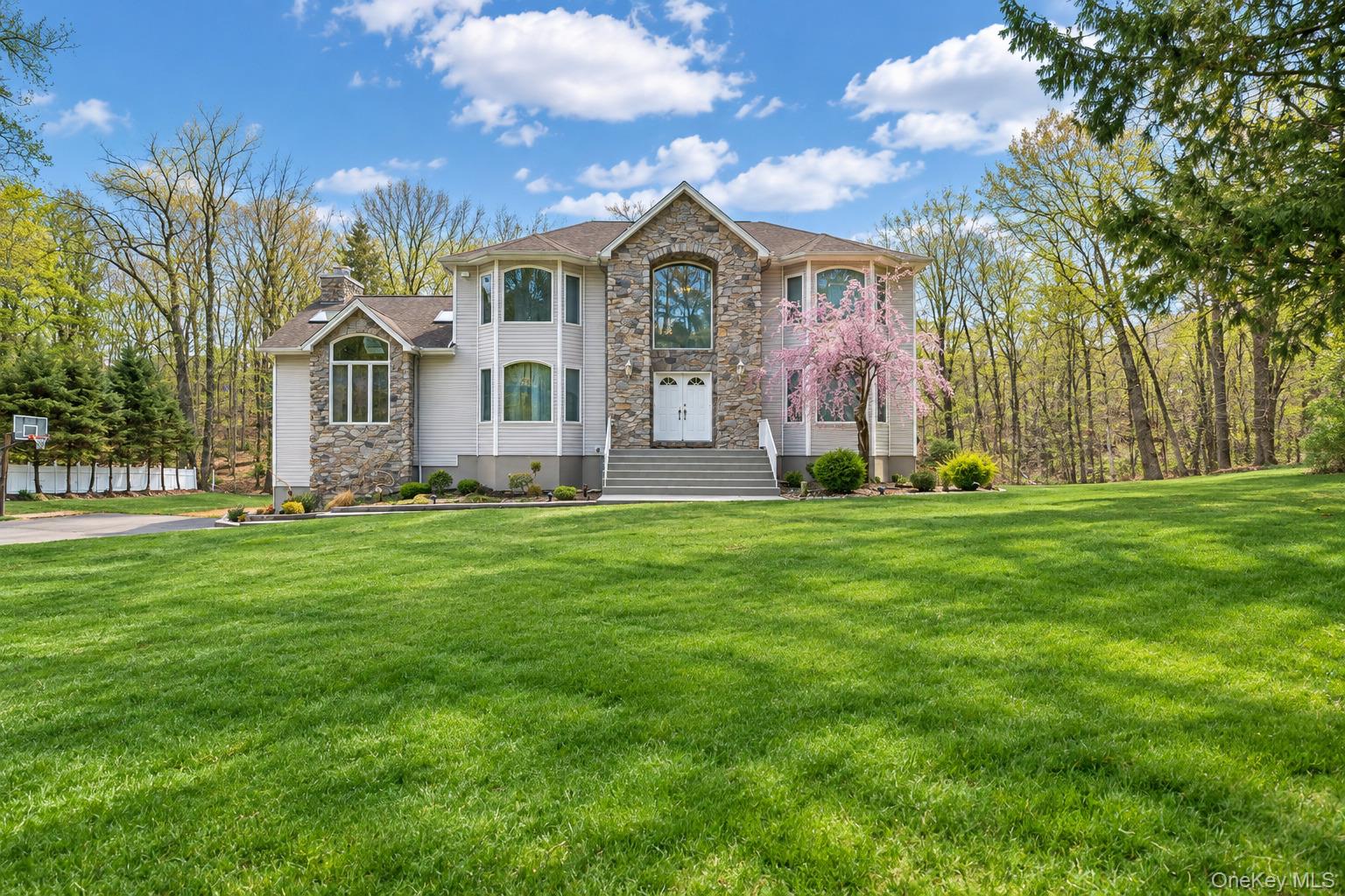774 Haverstraw Road – For Sale photo 2