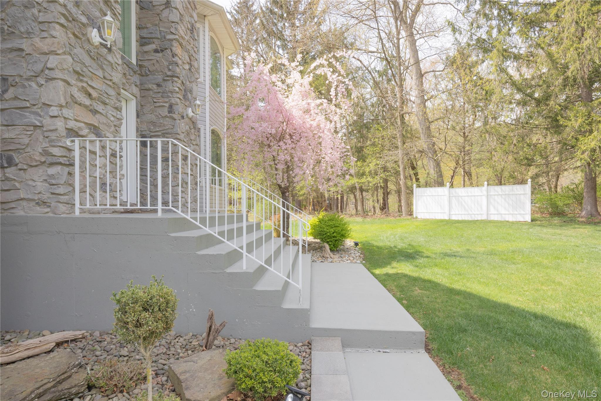 774 Haverstraw Road – For Sale photo 4