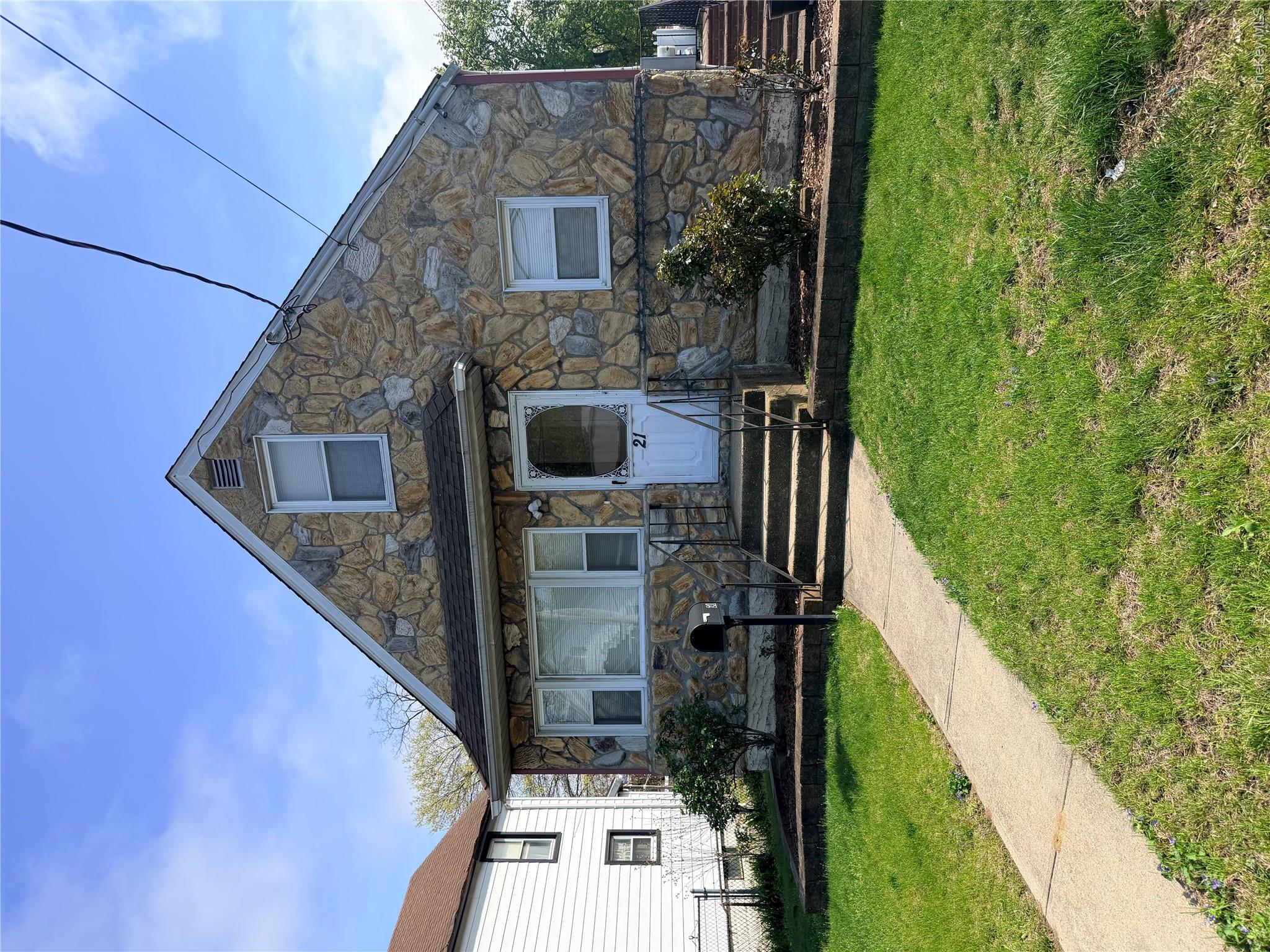 21 W Centennial Ave – For Rent photo 3