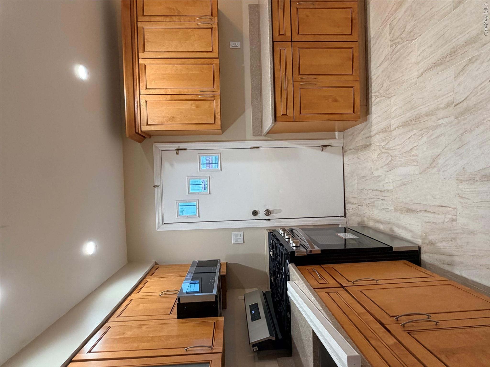 21 W Centennial Ave – For Rent photo 24