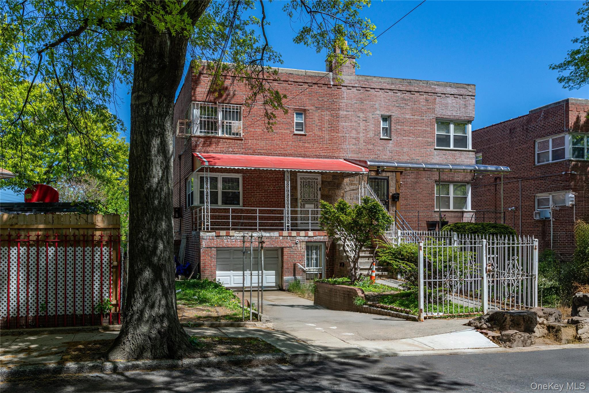 1711 Mansion Street – For Sale photo 2