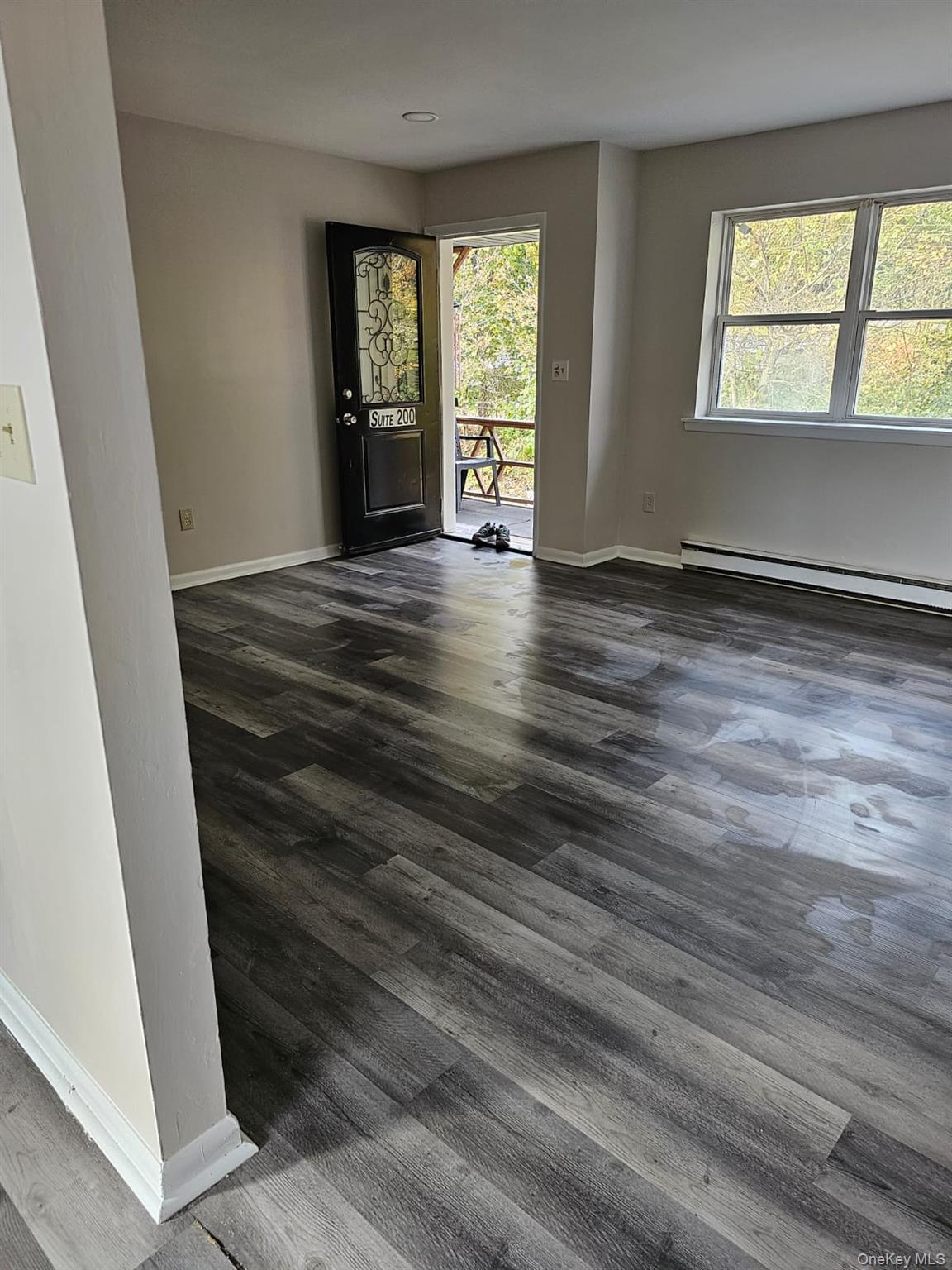 109 Caesar Lane, Unit East photo 3
