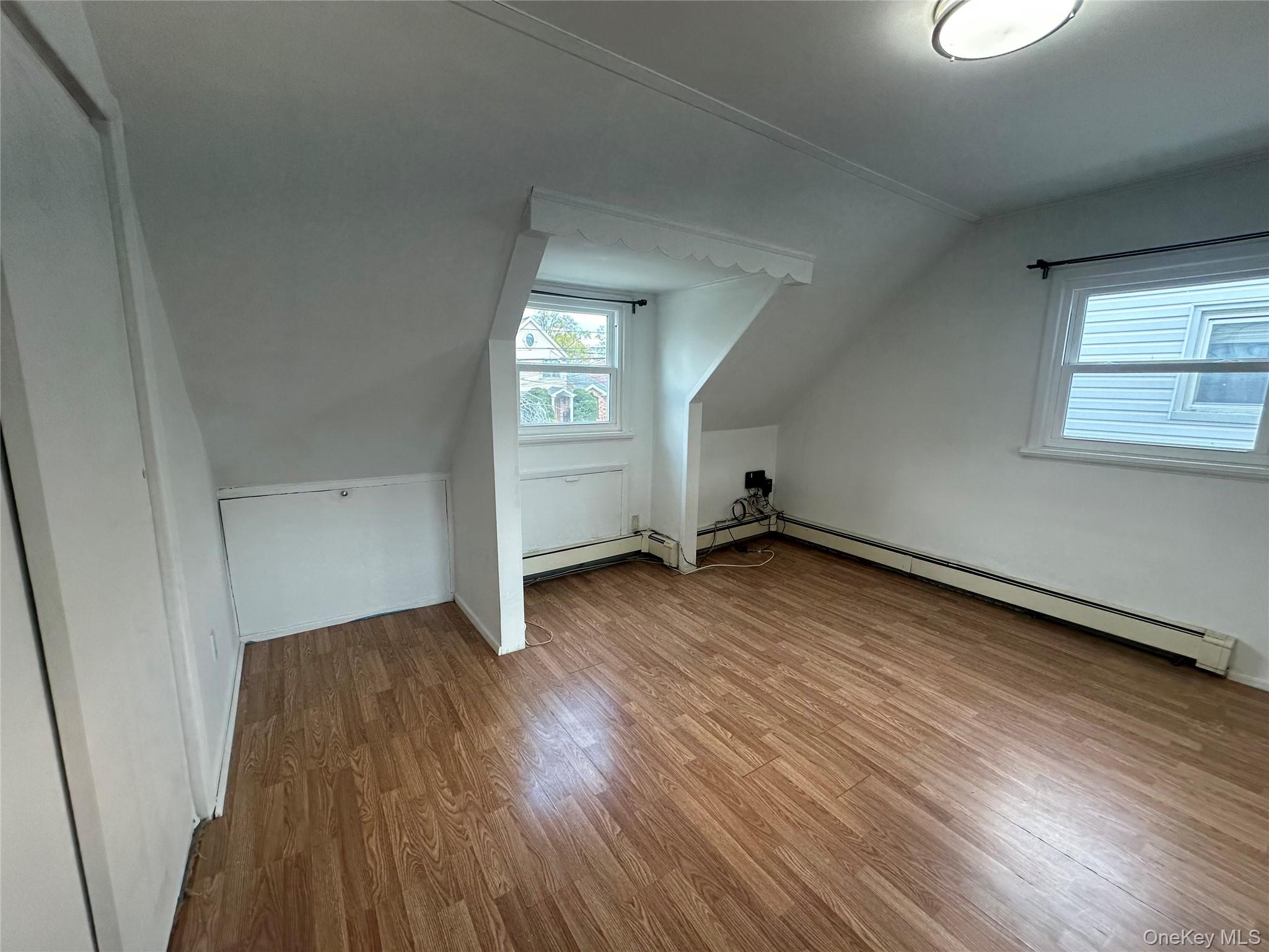 151-26 20 Avenue – For Sale photo 16