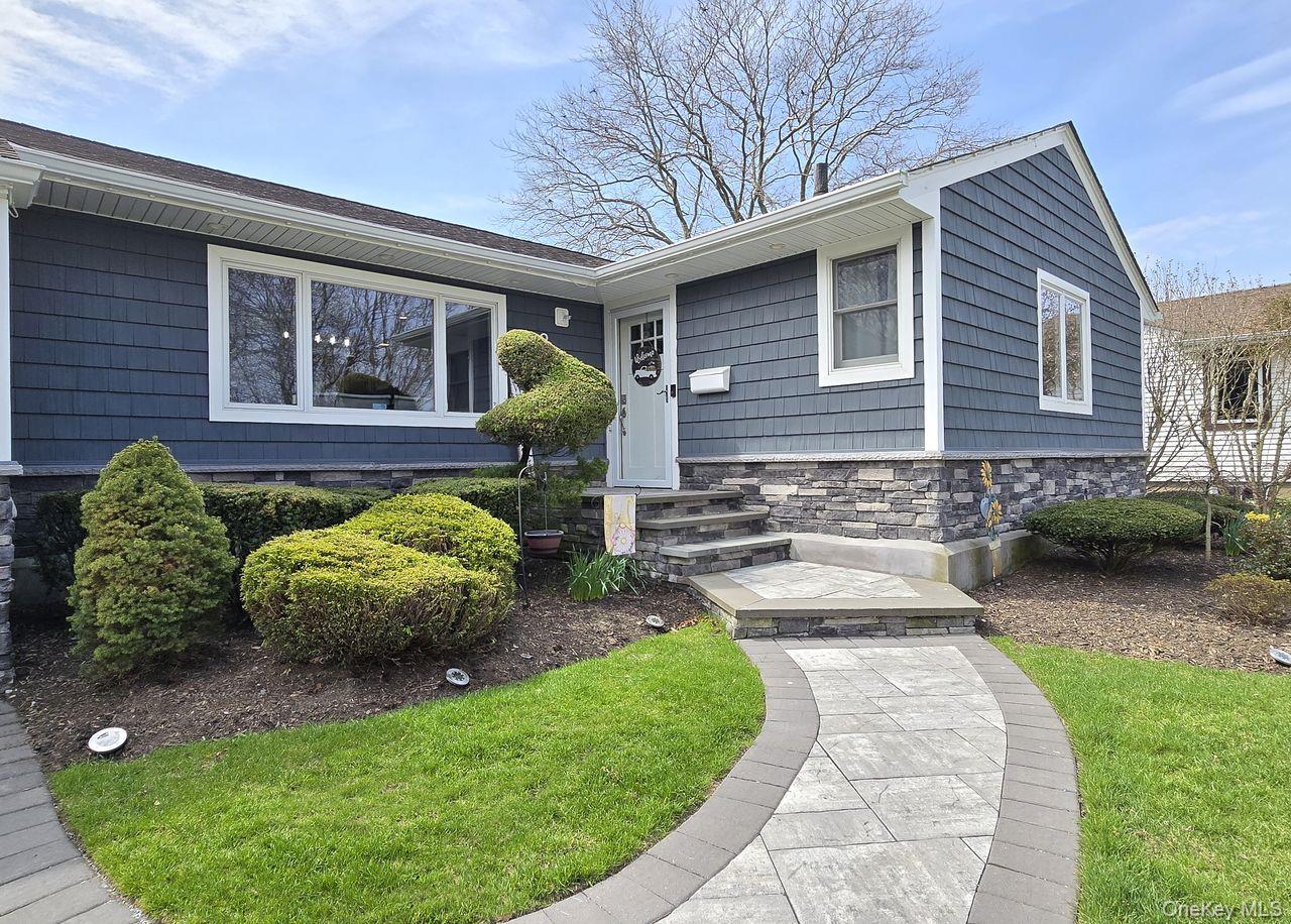 22 Clifford Drive – For Sale photo 2