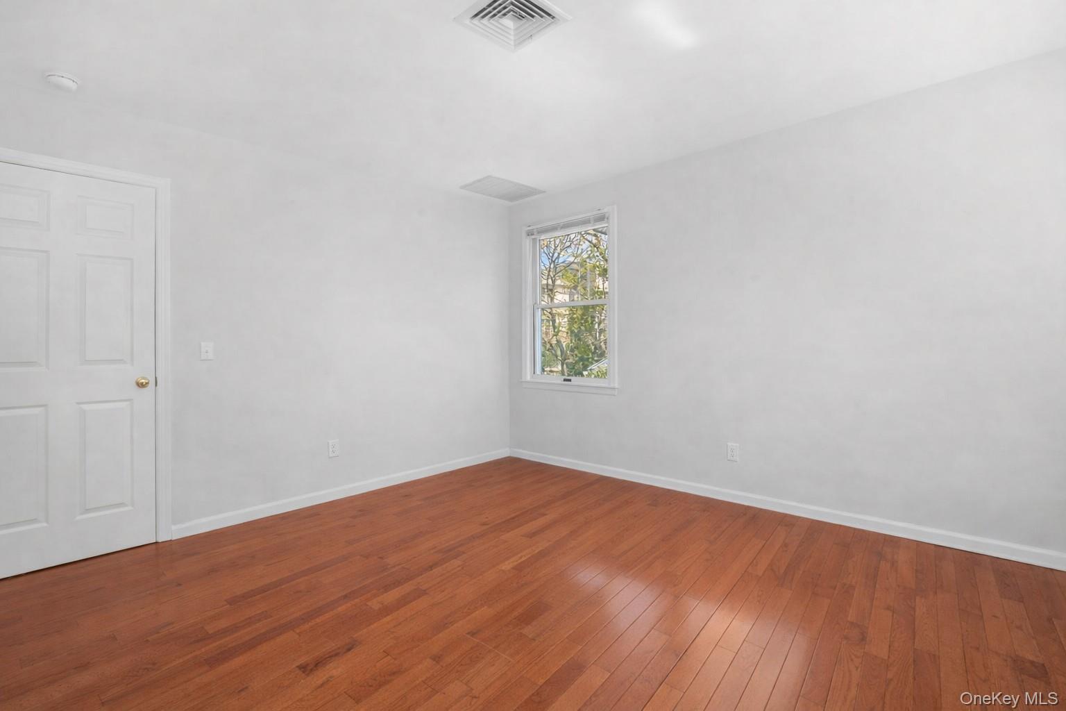 21 W Division Street – For Sale photo 15