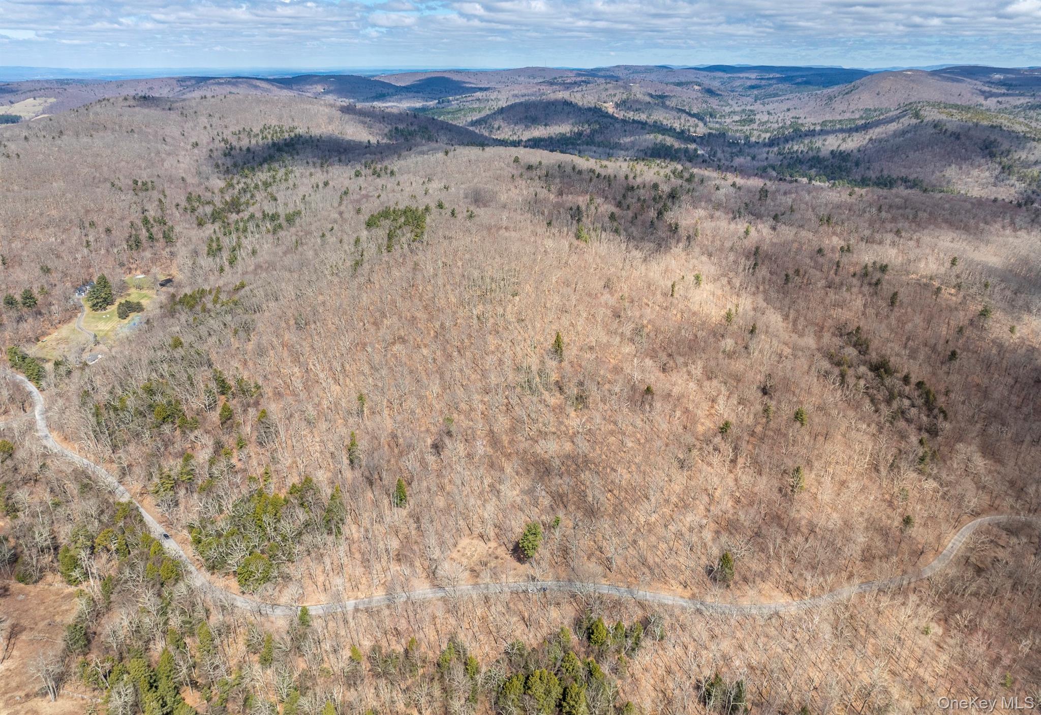 Overlook Drive – For Sale photo 19
