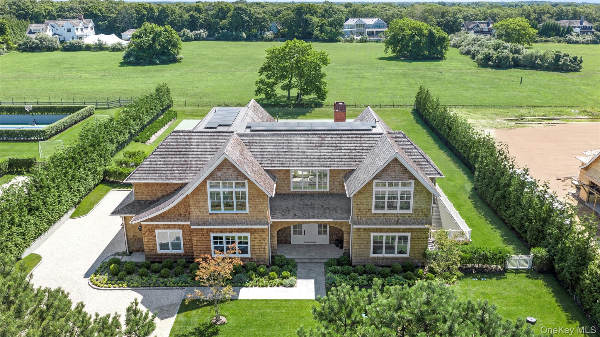 450 Seven Ponds Towd Road & 460 Edge of Woods Road – For Sale
