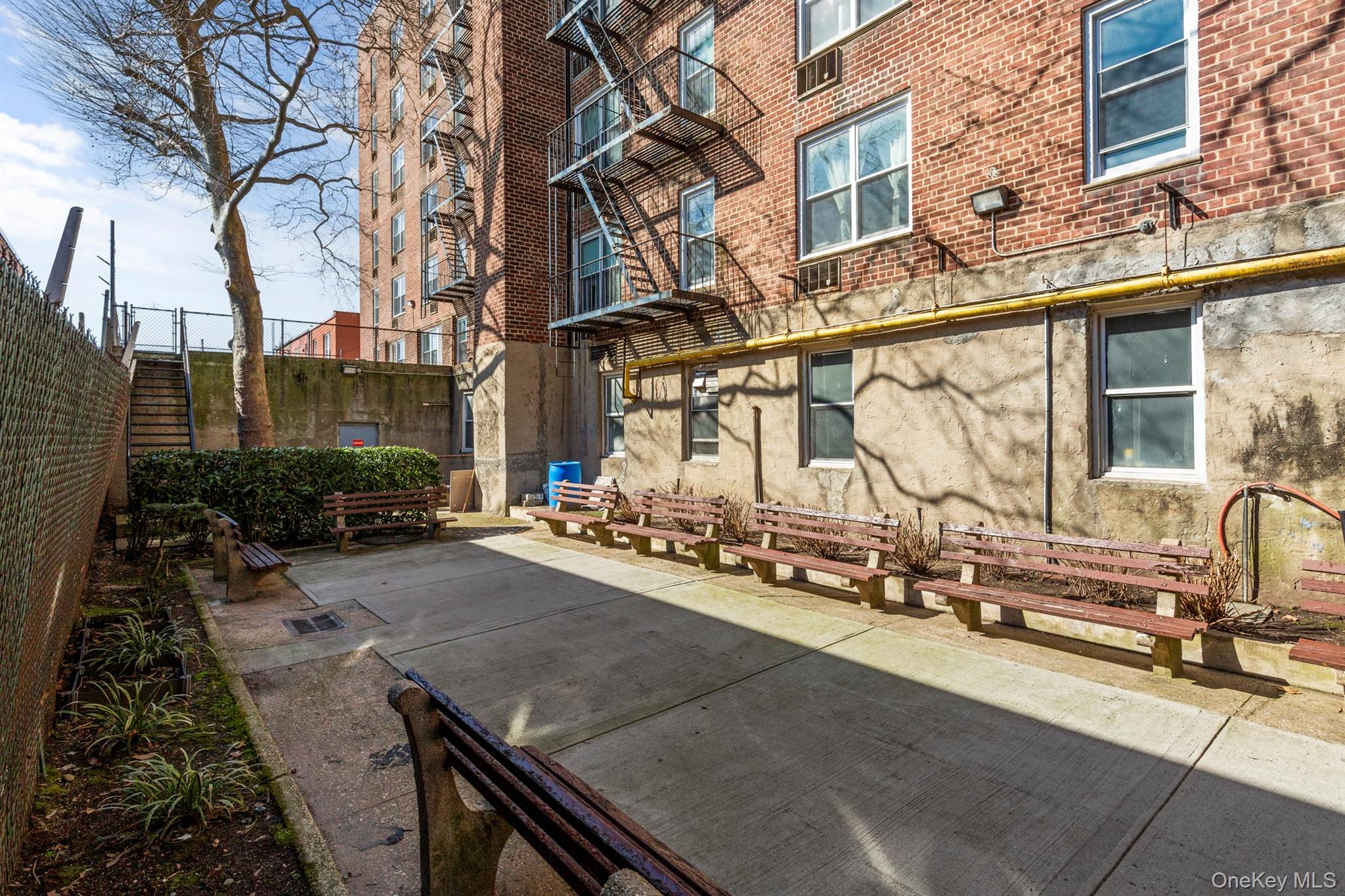 60th Street 34th Avenue, Unit 6D photo 10
