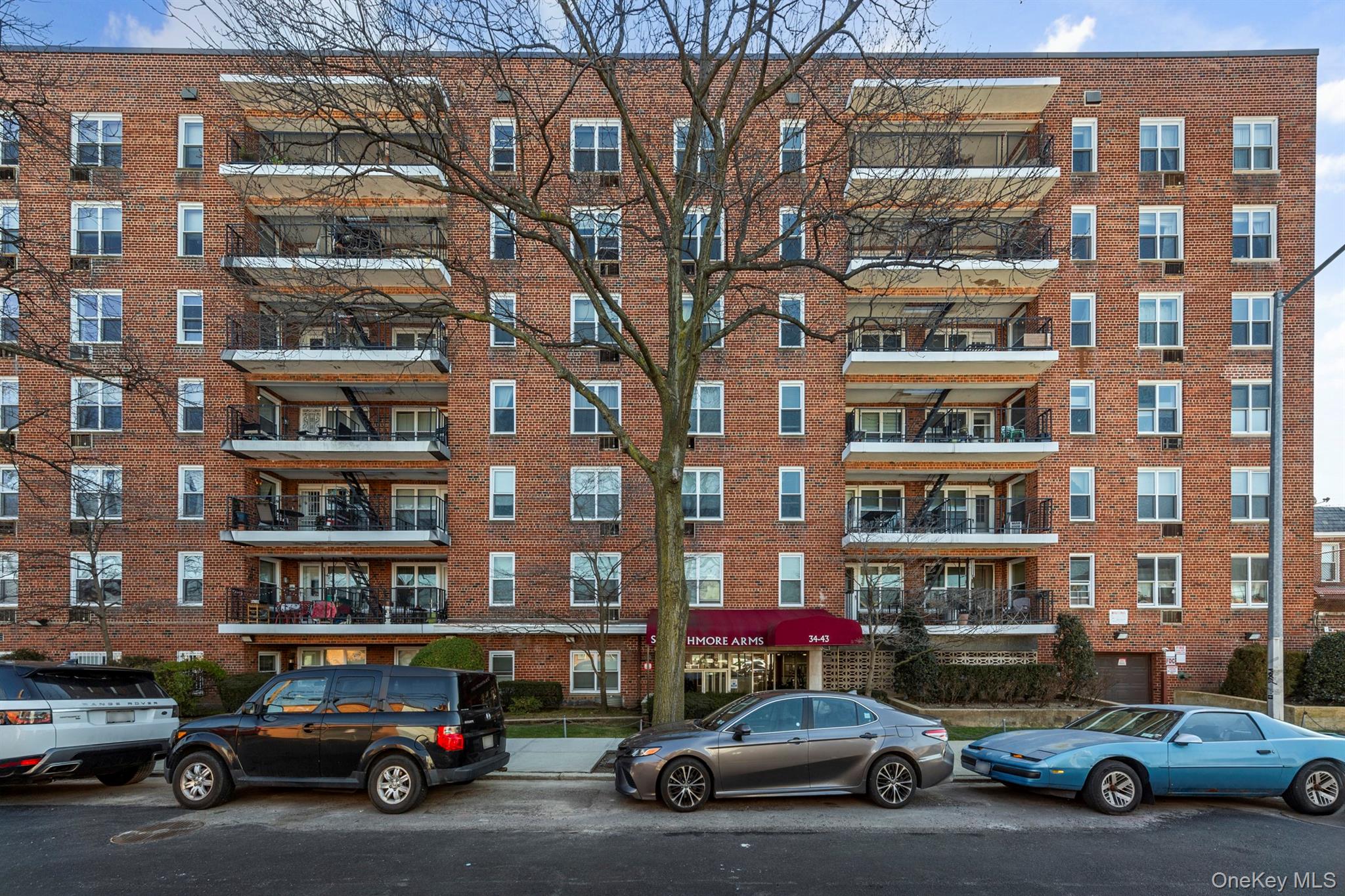 60th Street 34th Avenue, Unit 6D photo 13