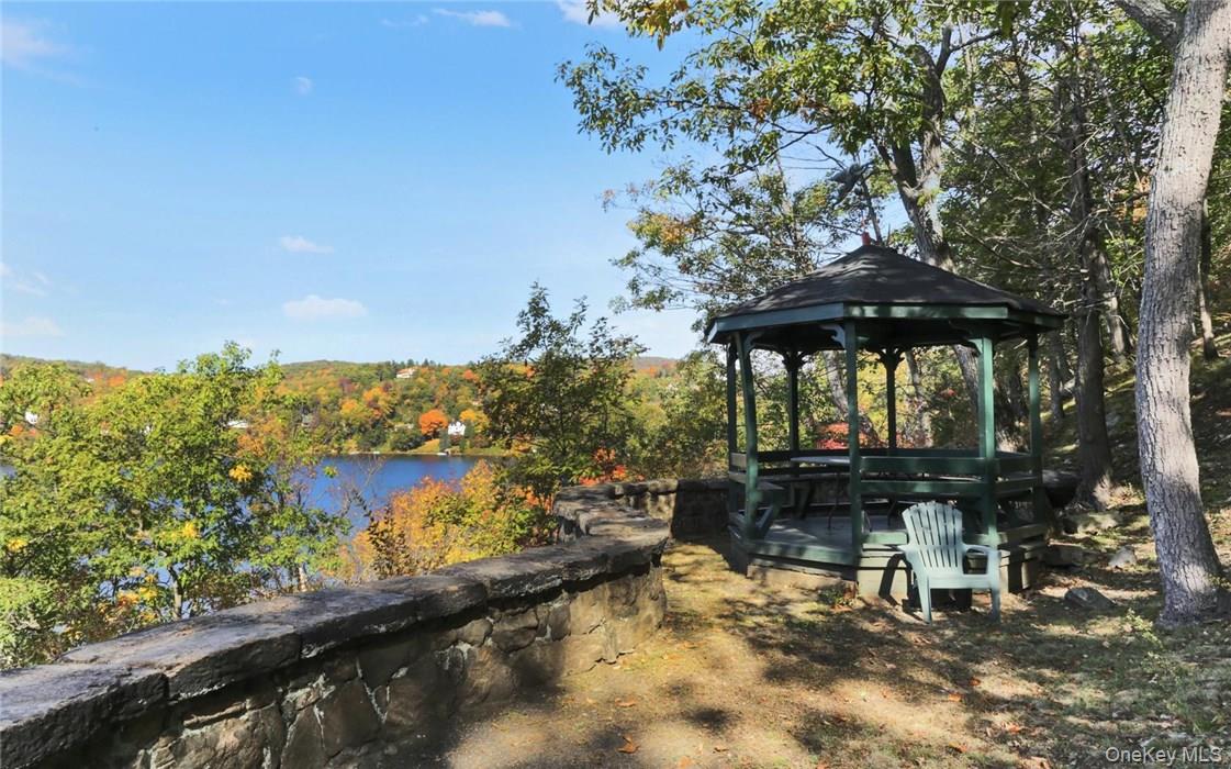 262 Tuxedo Road – For Sale photo 8