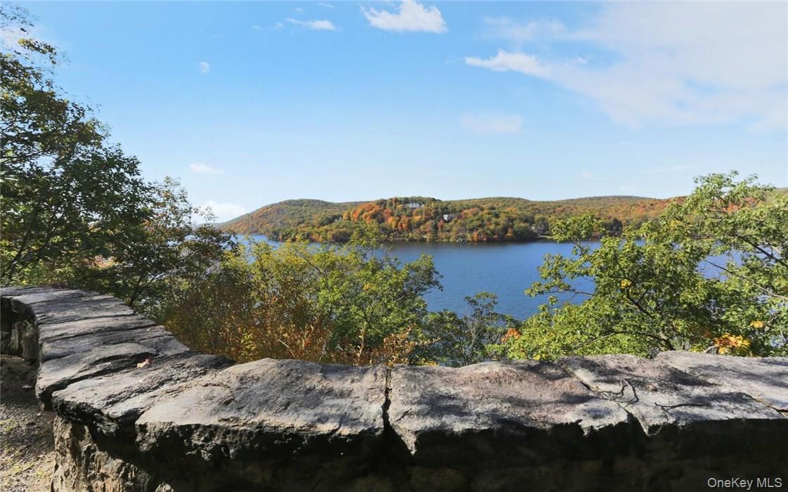 262 Tuxedo Road – For Sale photo 7
