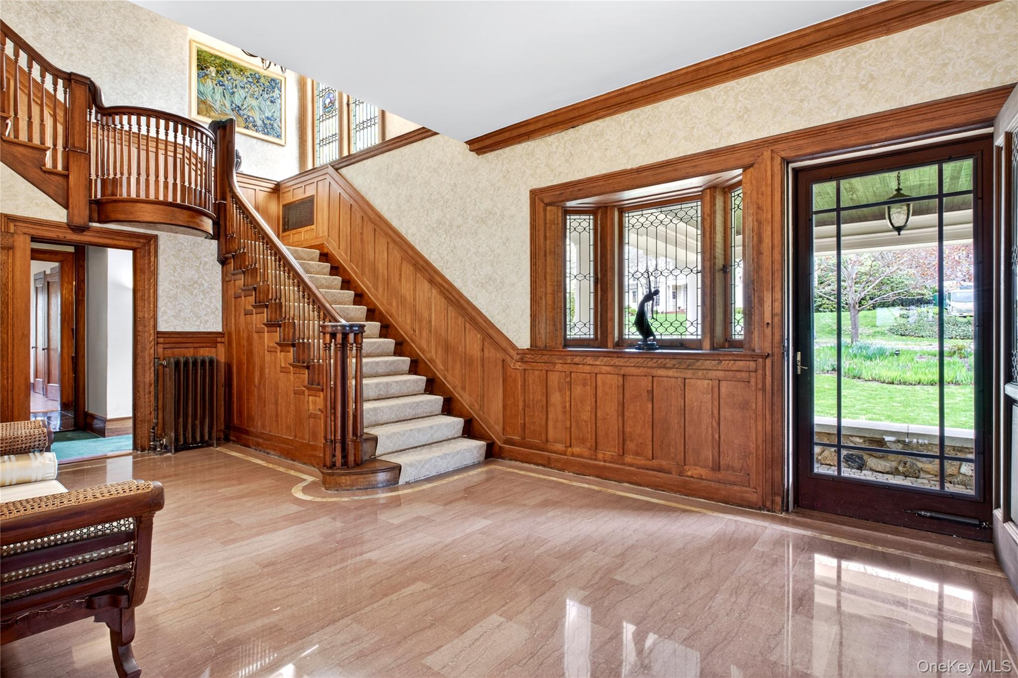 25 West Drive – For Sale photo 9