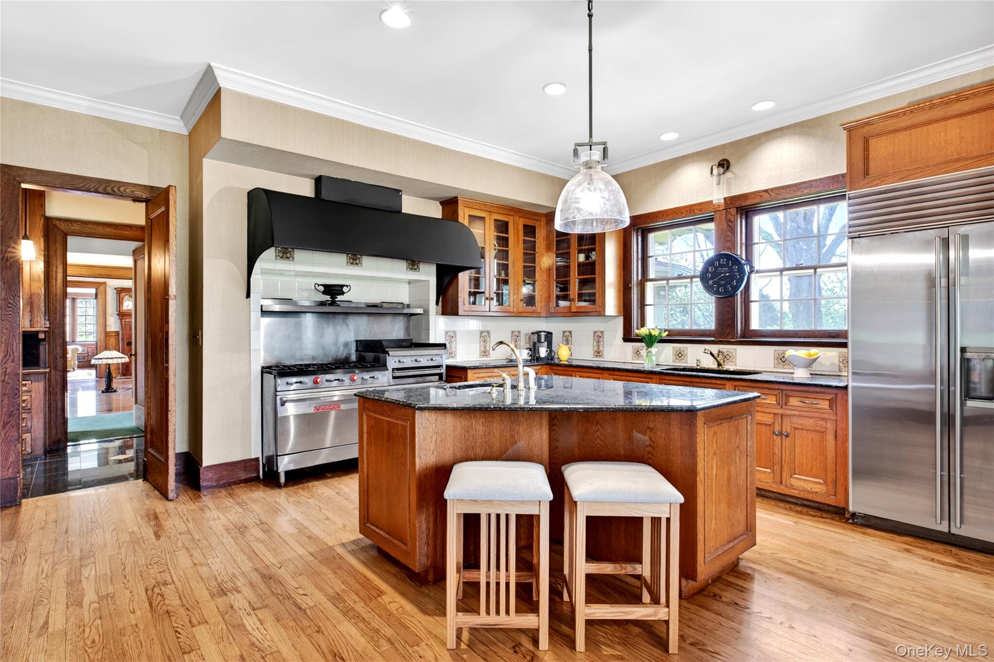 25 West Drive – For Sale photo 20