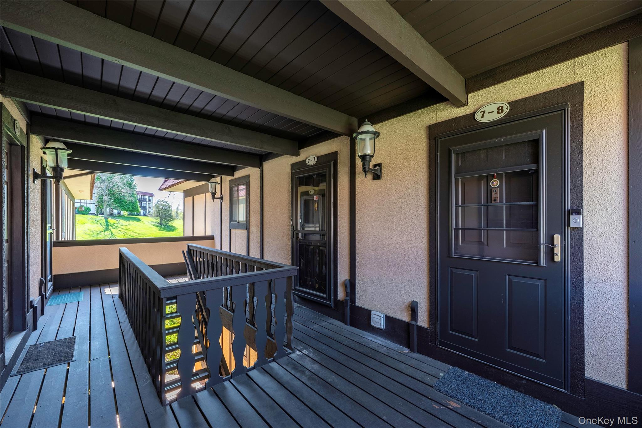 7 Loudon Drive, Unit 8 photo 3