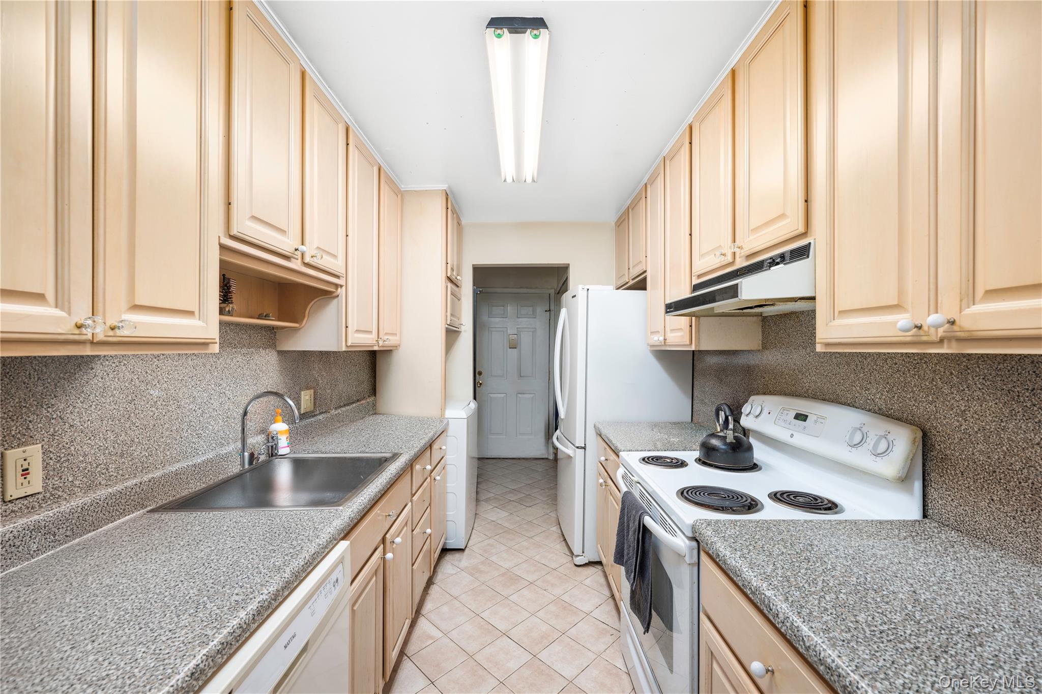 7 Loudon Drive, Unit 8 photo 4