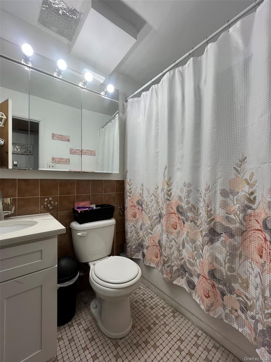 87-33 Elmhurst Avenue – For Sale photo 11