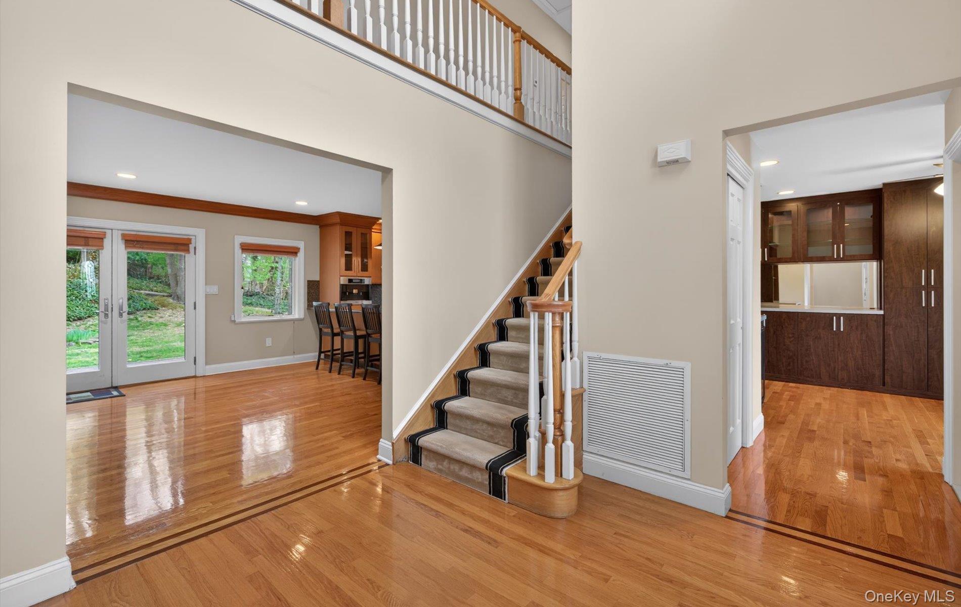 16 E Slope Road – For Sale photo 9