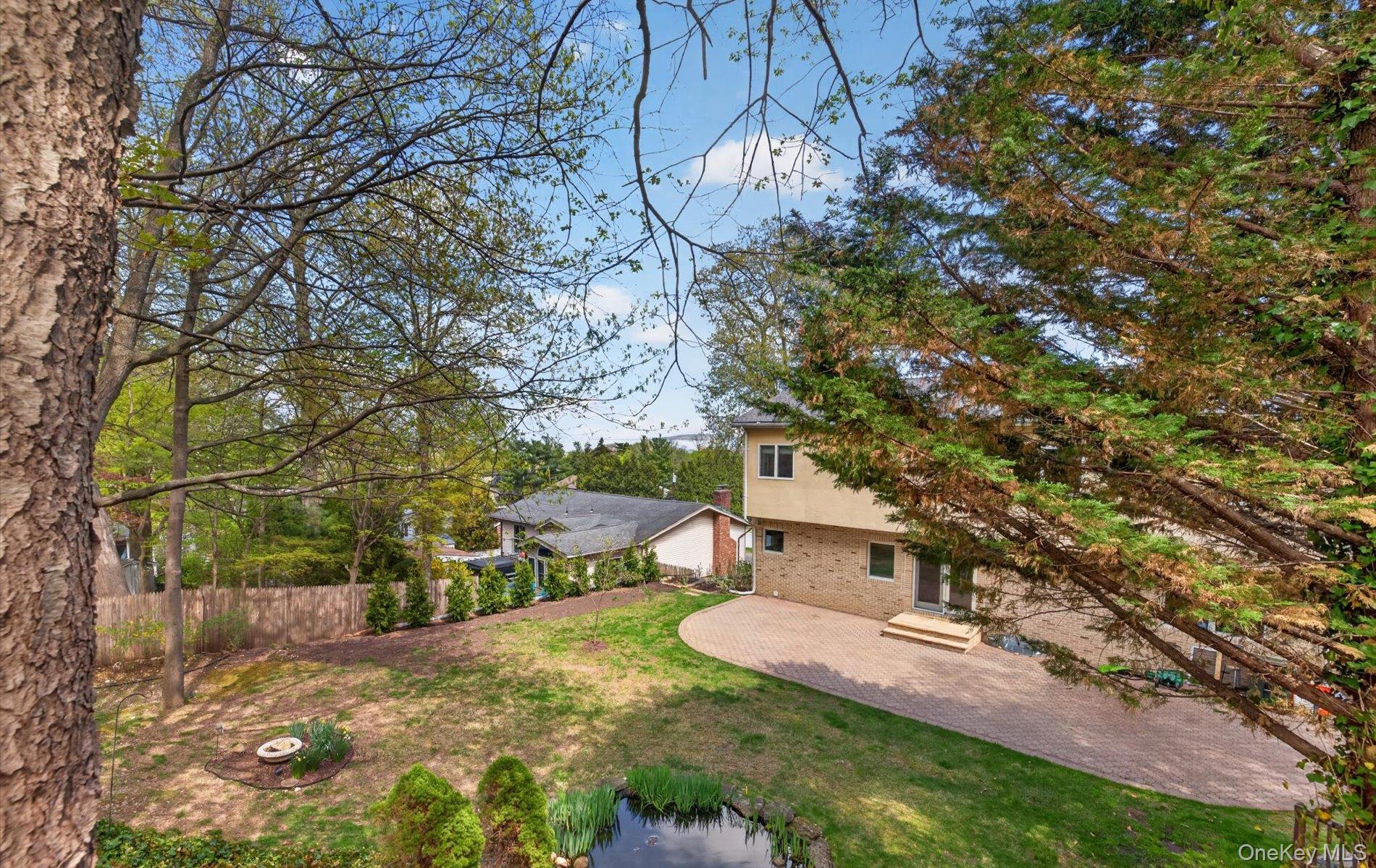 16 E Slope Road – For Sale photo 38