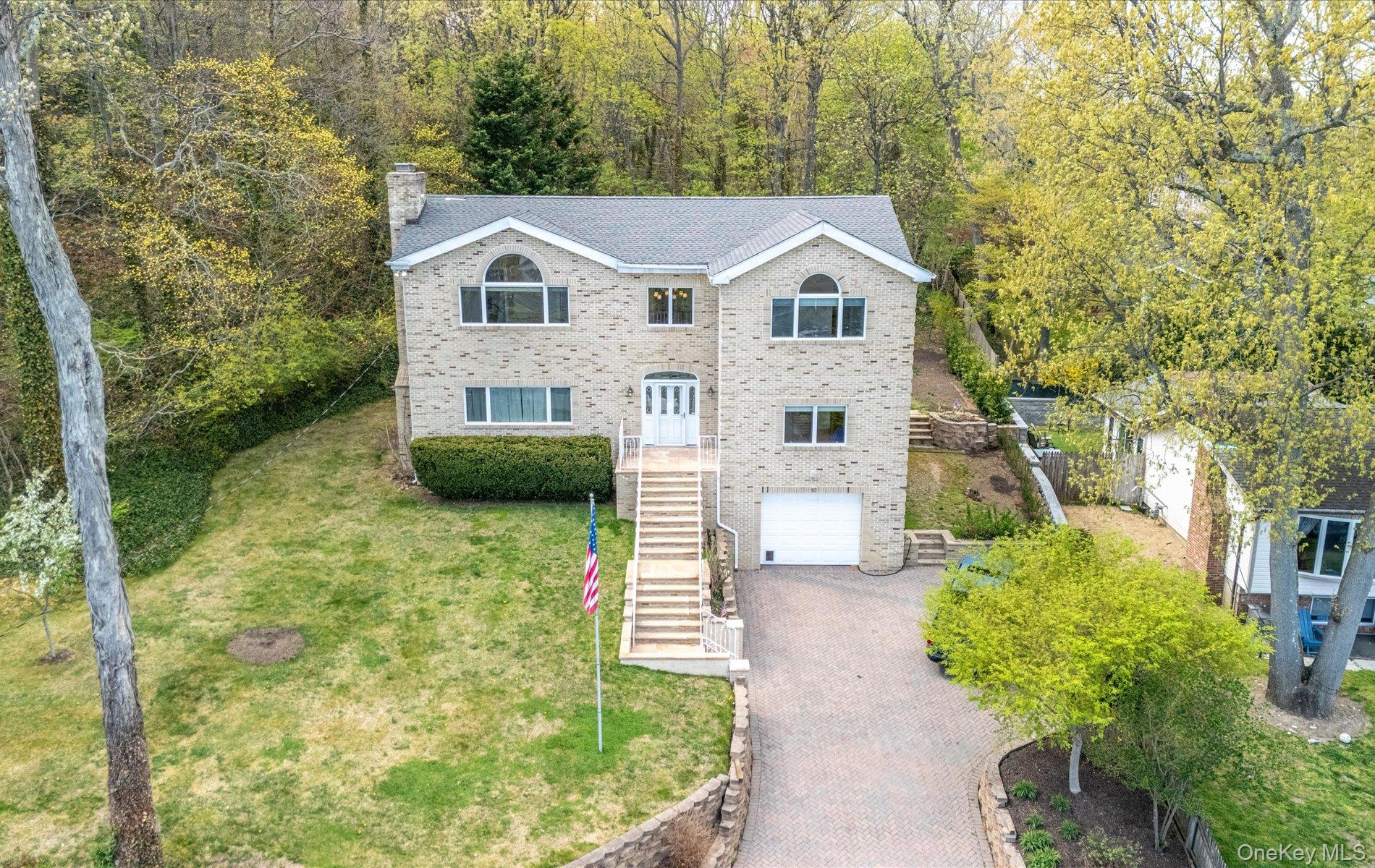 16 E Slope Road – For Sale photo 3