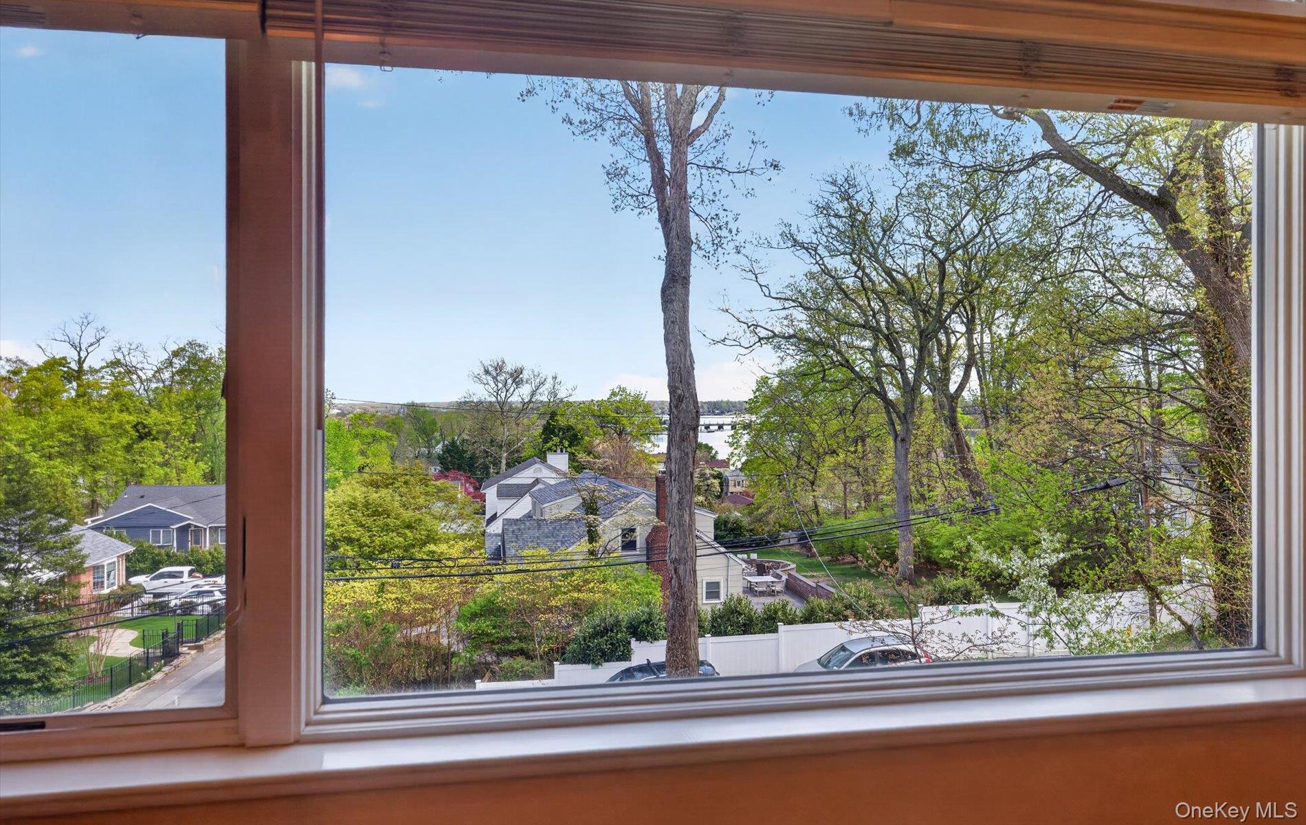 16 E Slope Road – For Sale photo 28