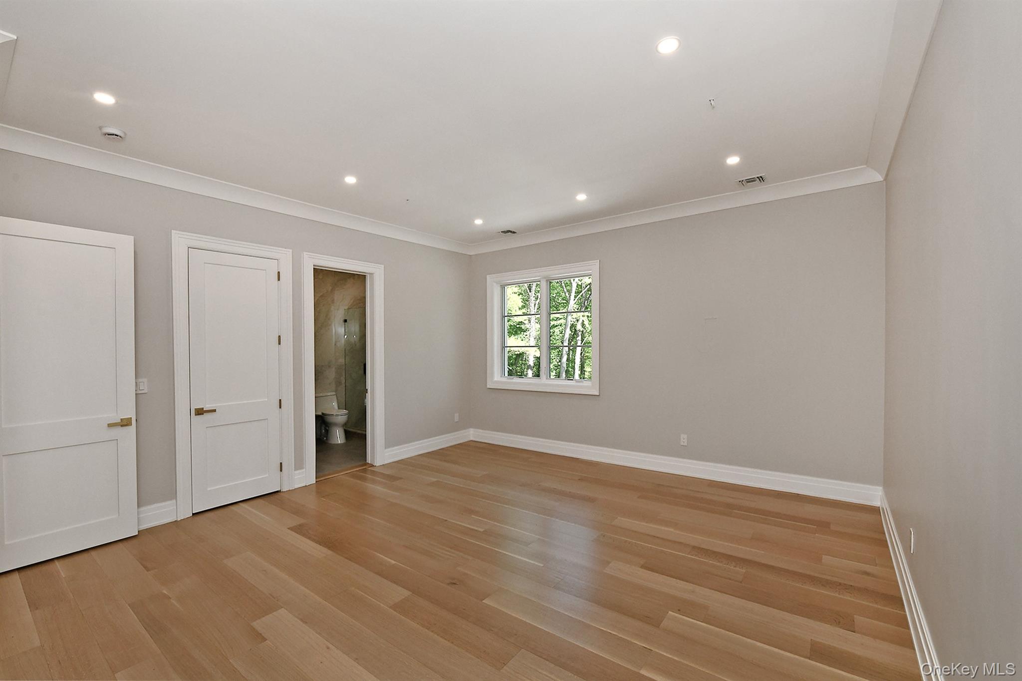 20 Knollwood Road – For Sale photo 36