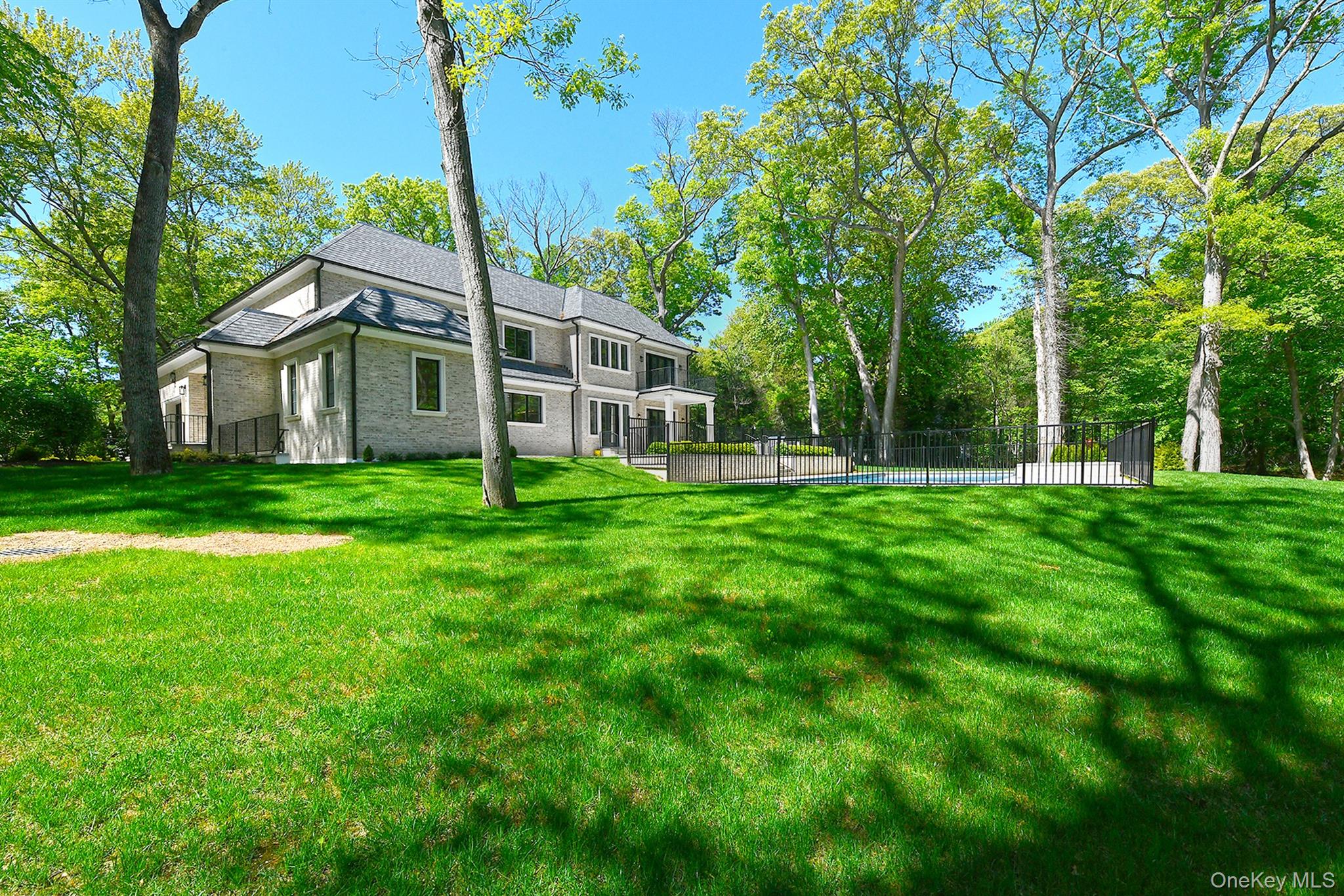 20 Knollwood Road – For Sale photo 48