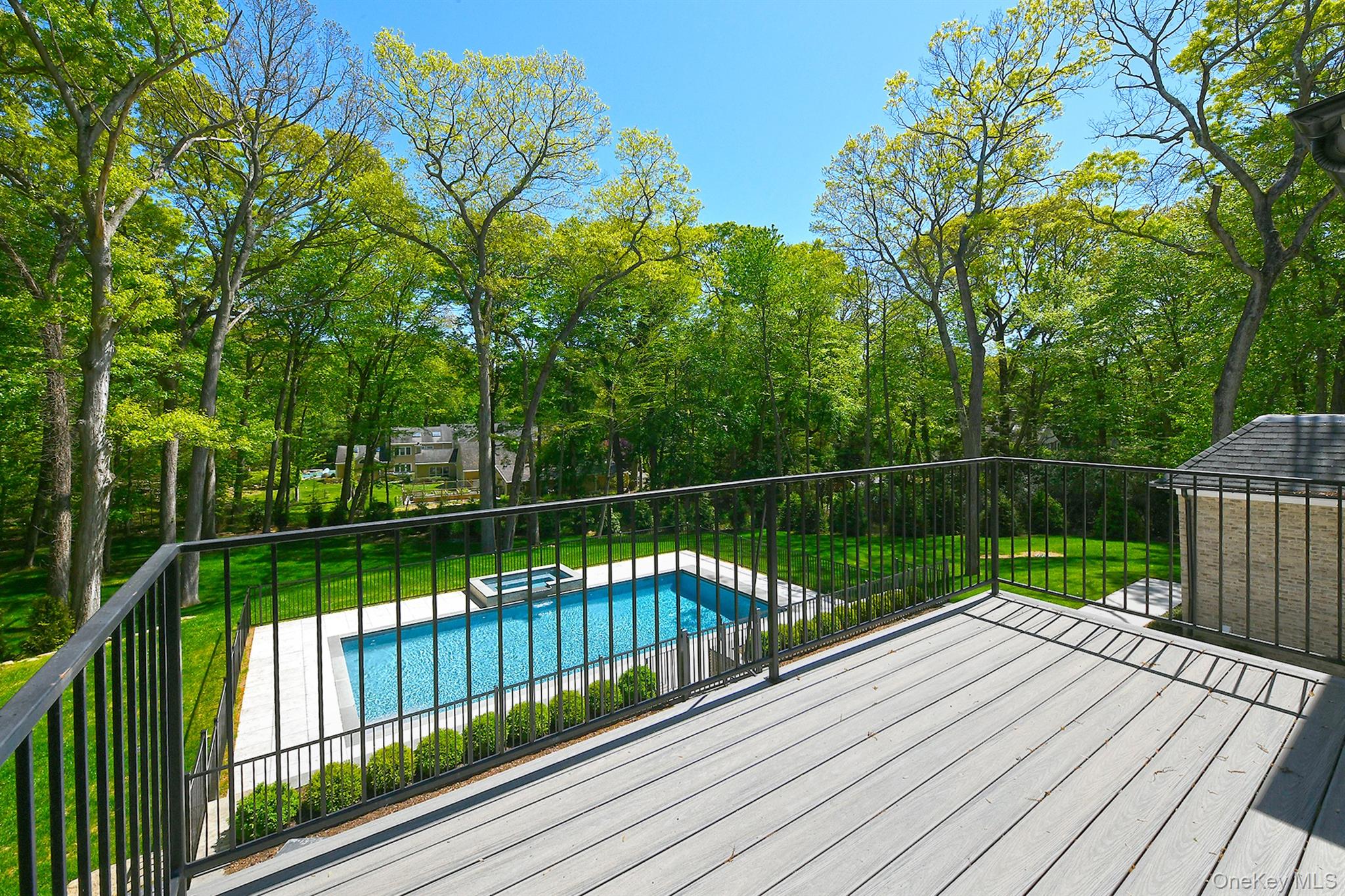 20 Knollwood Road – For Sale photo 29