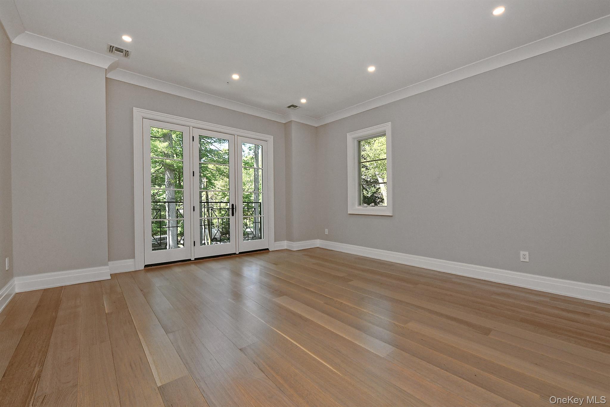 20 Knollwood Road – For Sale photo 32