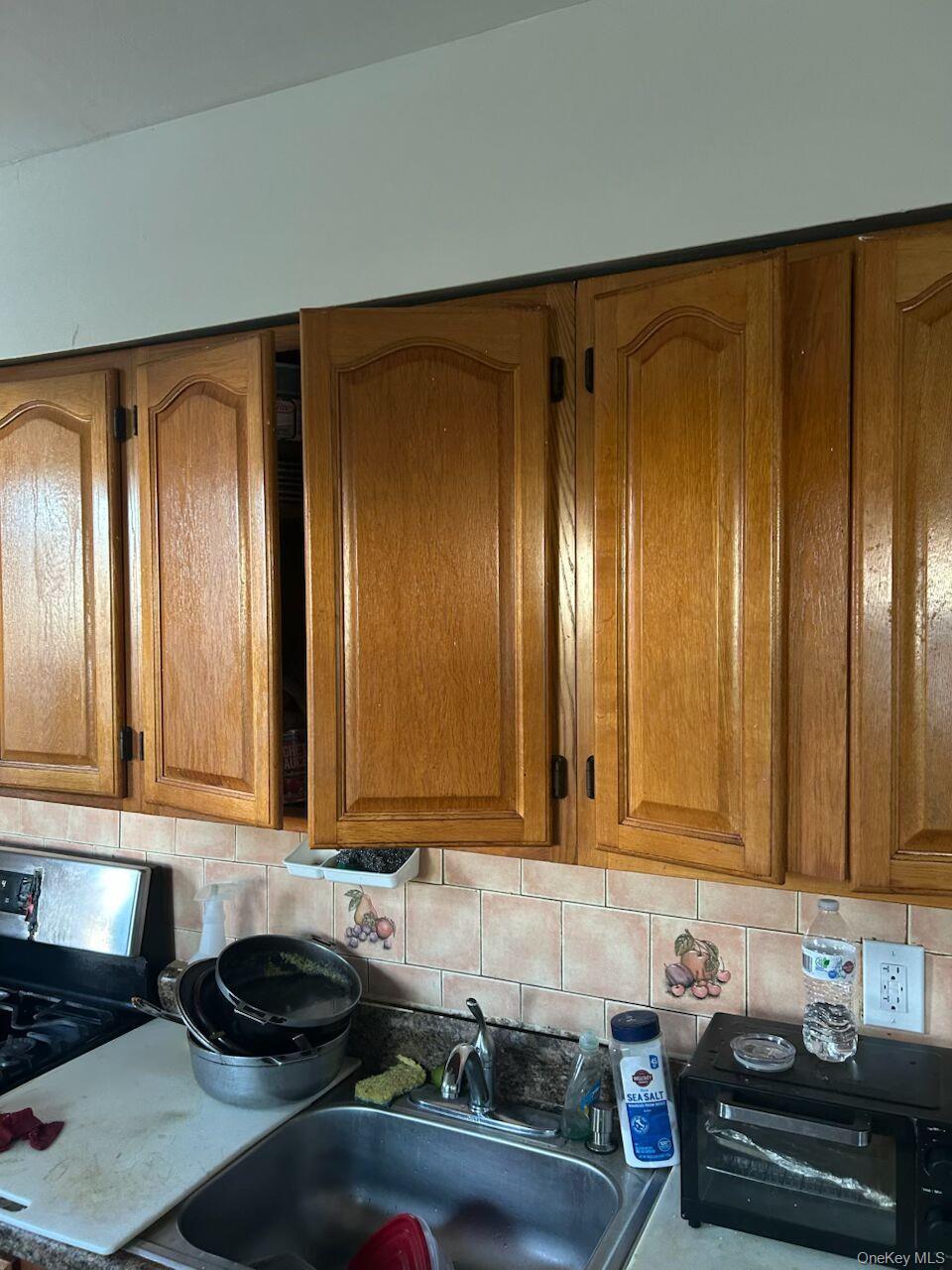 229 Sylvester Streets – For Sale photo 6