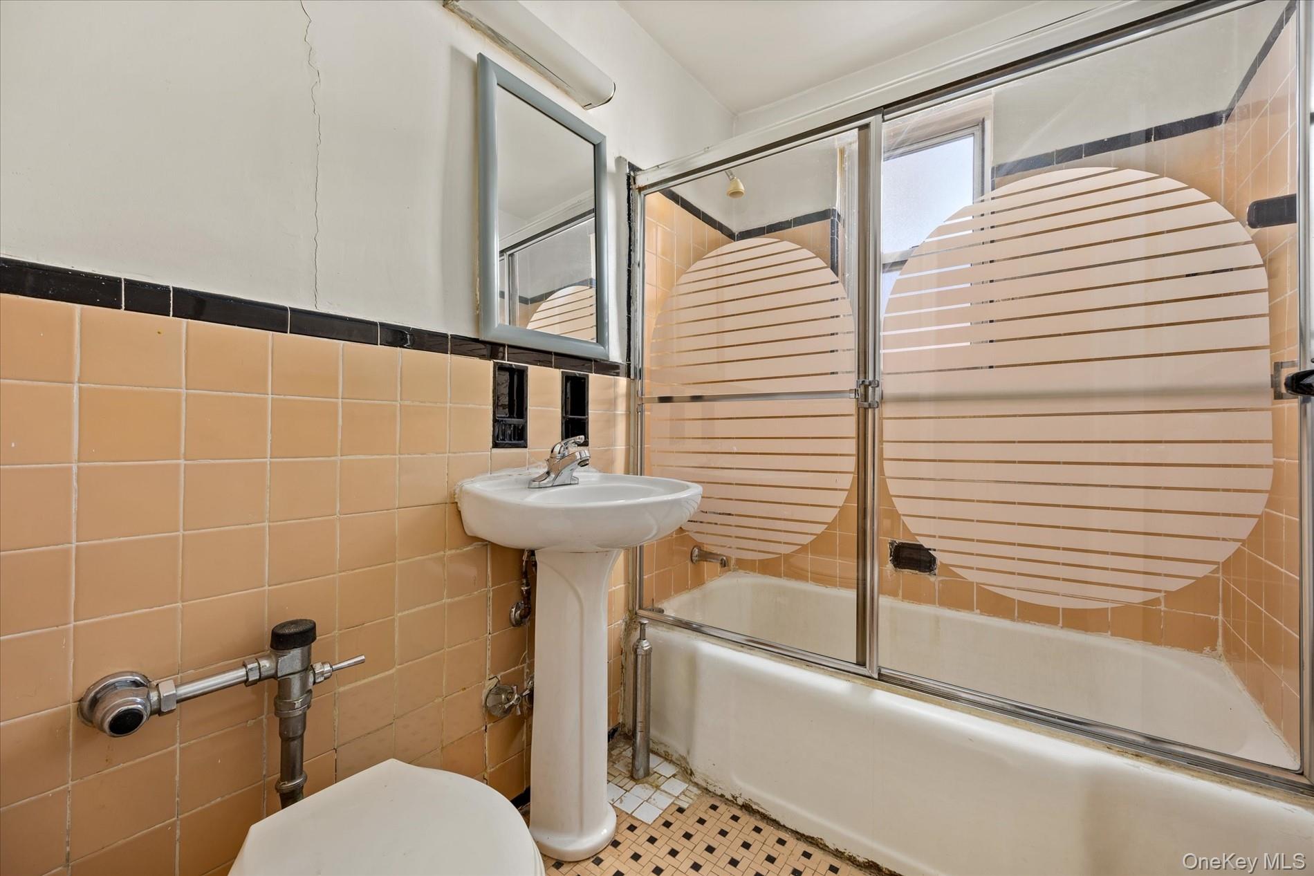 105-33 66th  Ave, Unit 1G photo 7