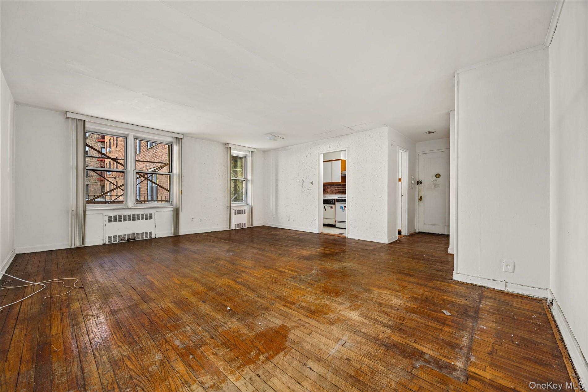 105-33 66th  Ave, Unit 1G photo 3