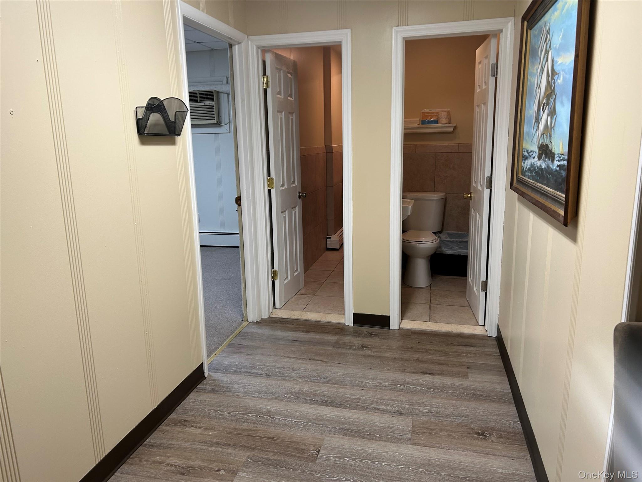 64 Gleneida Avenue, Unit SINGLE OFF photo 5