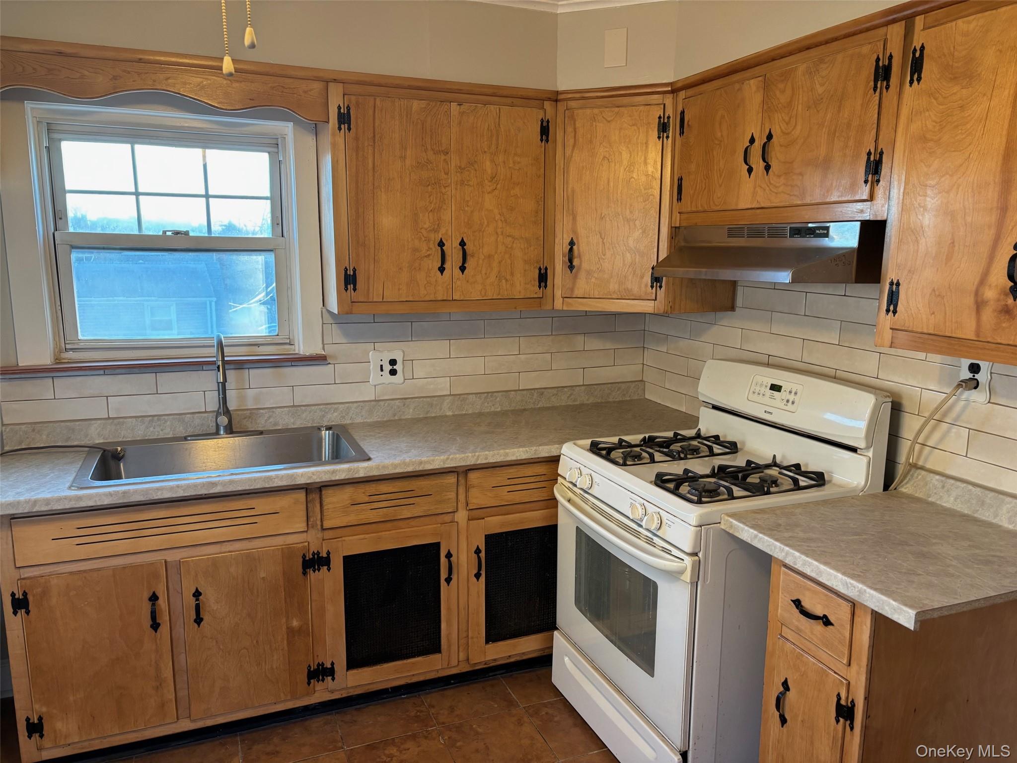 82 Putnam Avenue – For Rent photo 6