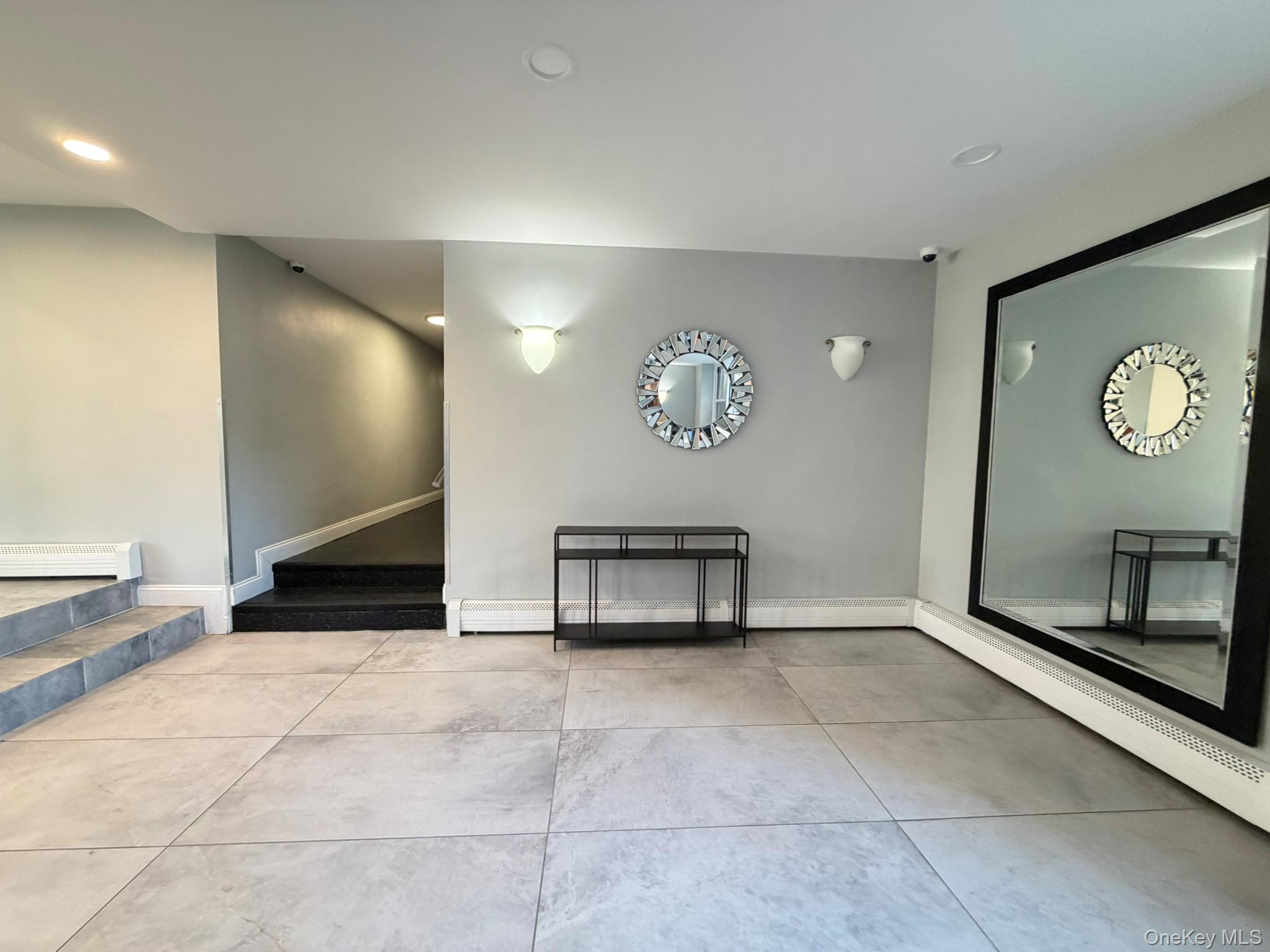 185 S Middle Neck Road, Unit 3G photo 5