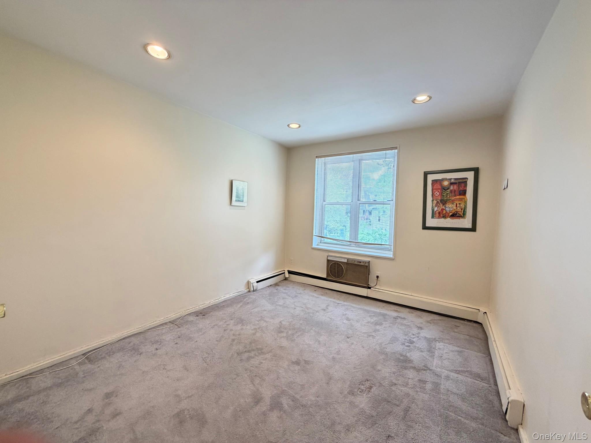 185 S Middle Neck Road, Unit 3G photo 13
