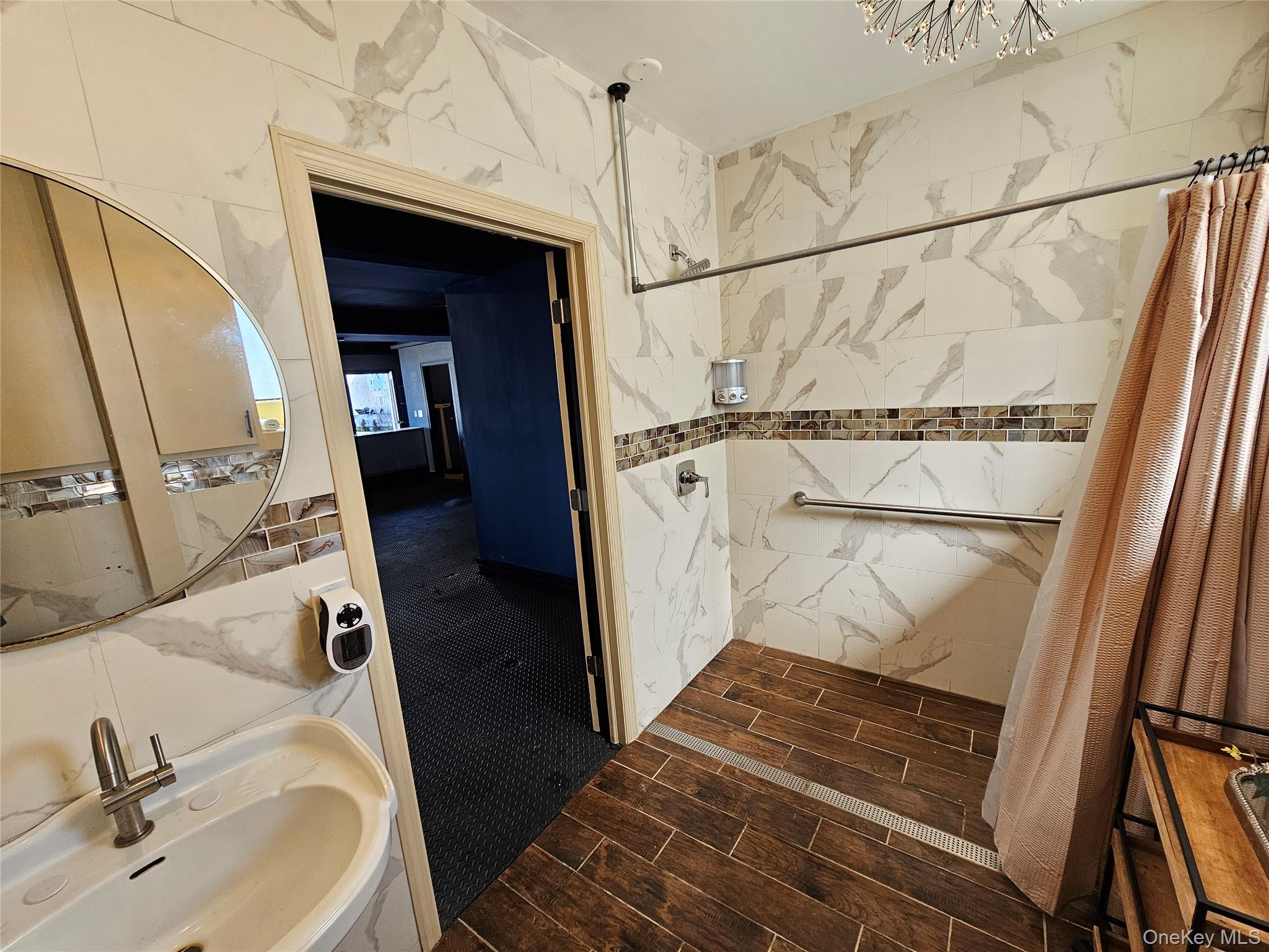 2 Church Street, Unit 2 photo 5