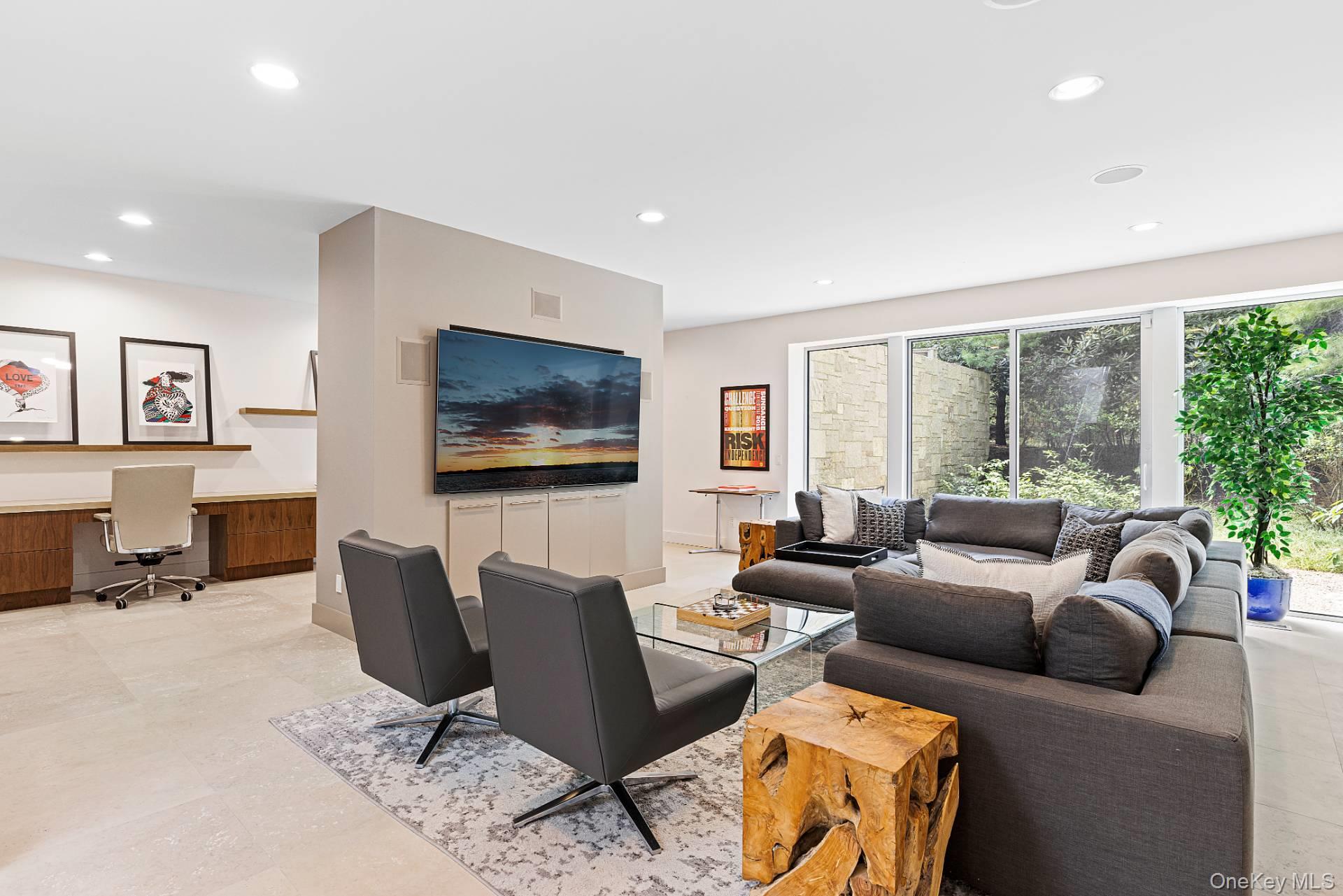7 Rolling Wood Lane – For Rent photo 25