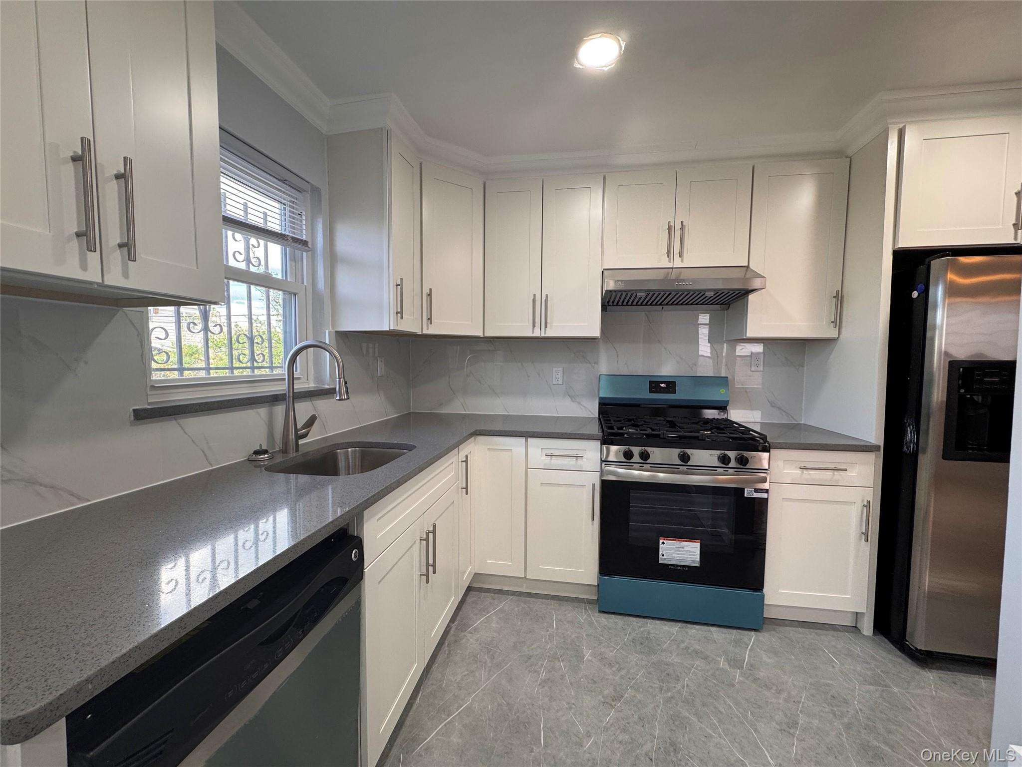 14749 28th Avenue – For Rent photo 22