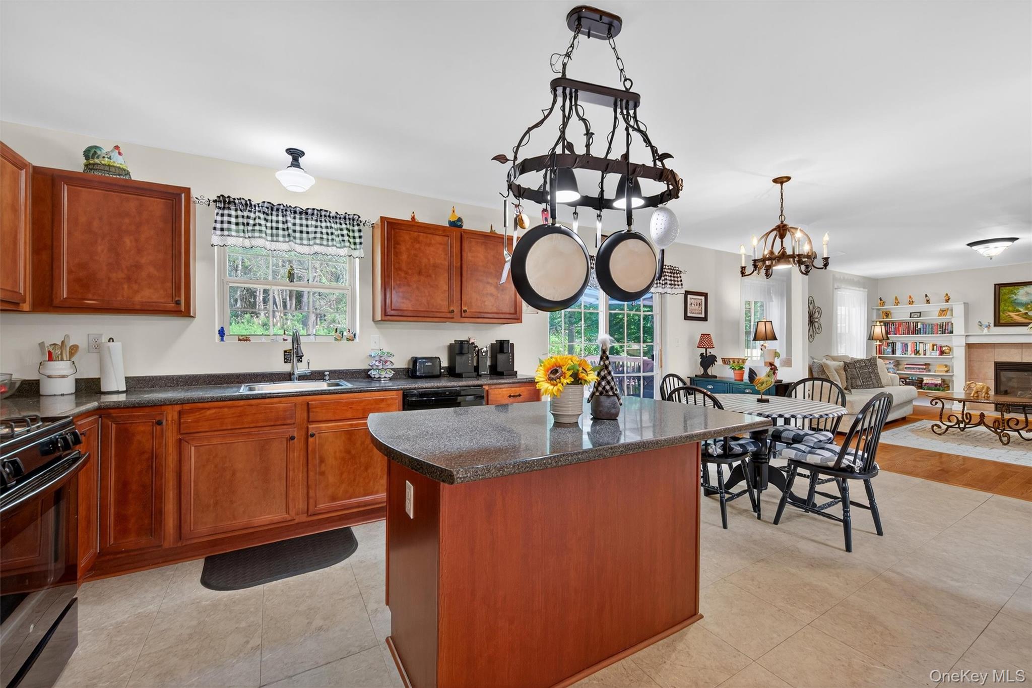 20 Bristol Circle – For Sale photo 15