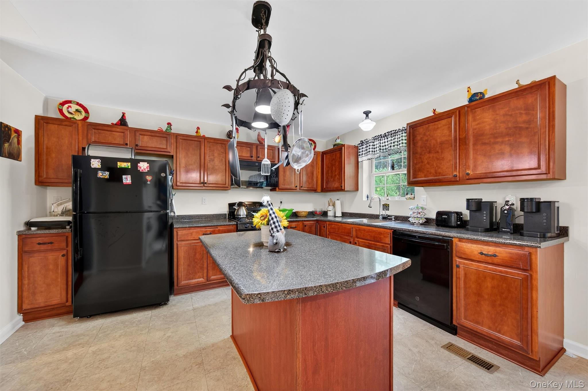 20 Bristol Circle – For Sale photo 14