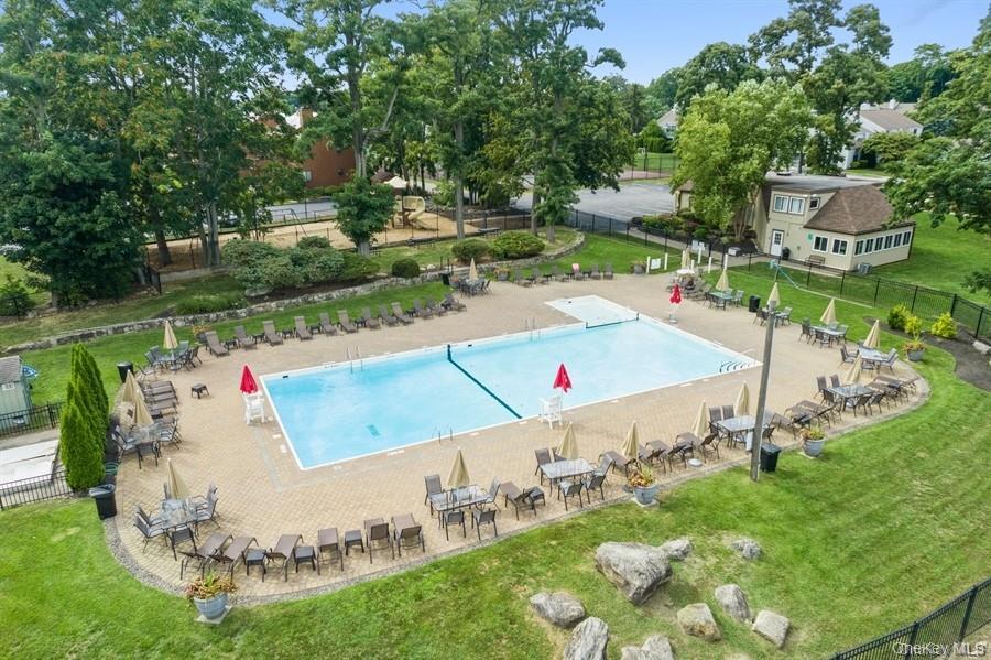 24 Leisure Way – For Sale photo 9