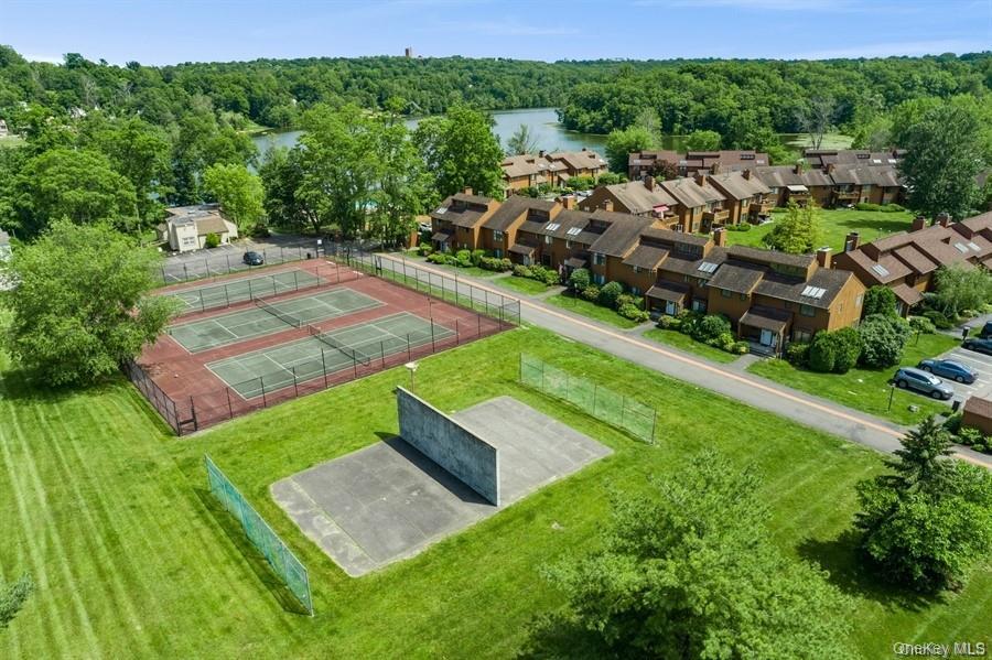 24 Leisure Way – For Sale photo 12