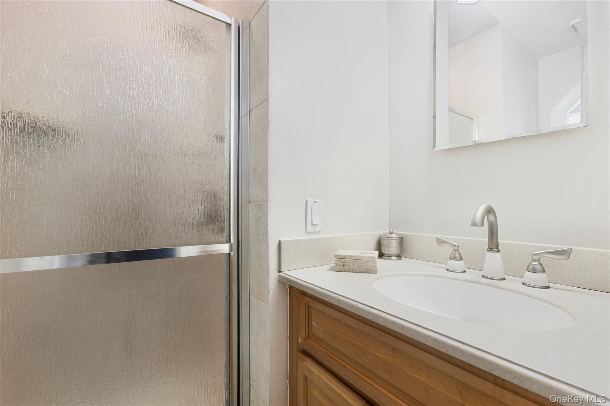 24 Leisure Way – For Sale photo 33