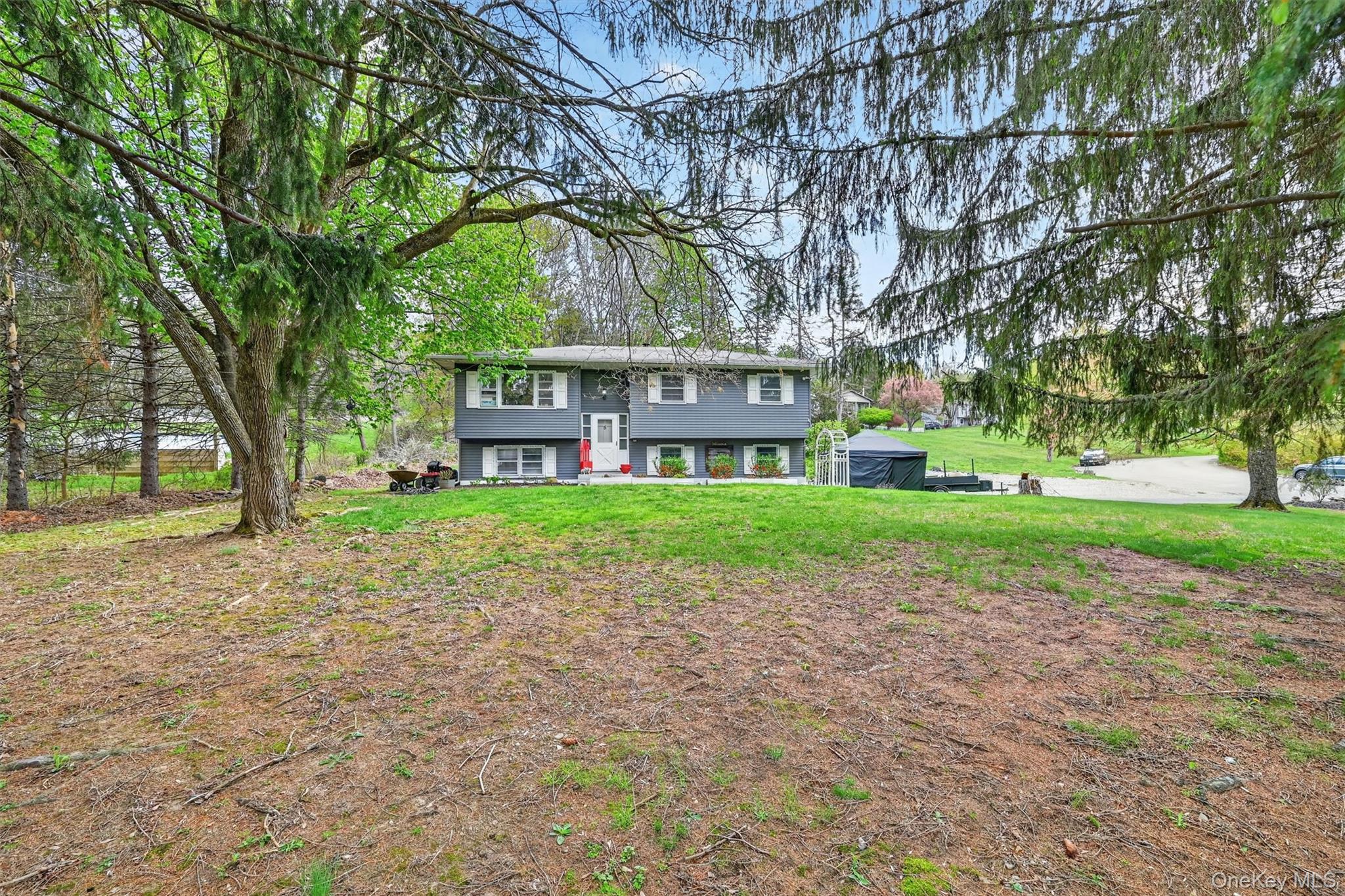 5 Regelski Drive – For Sale photo 4