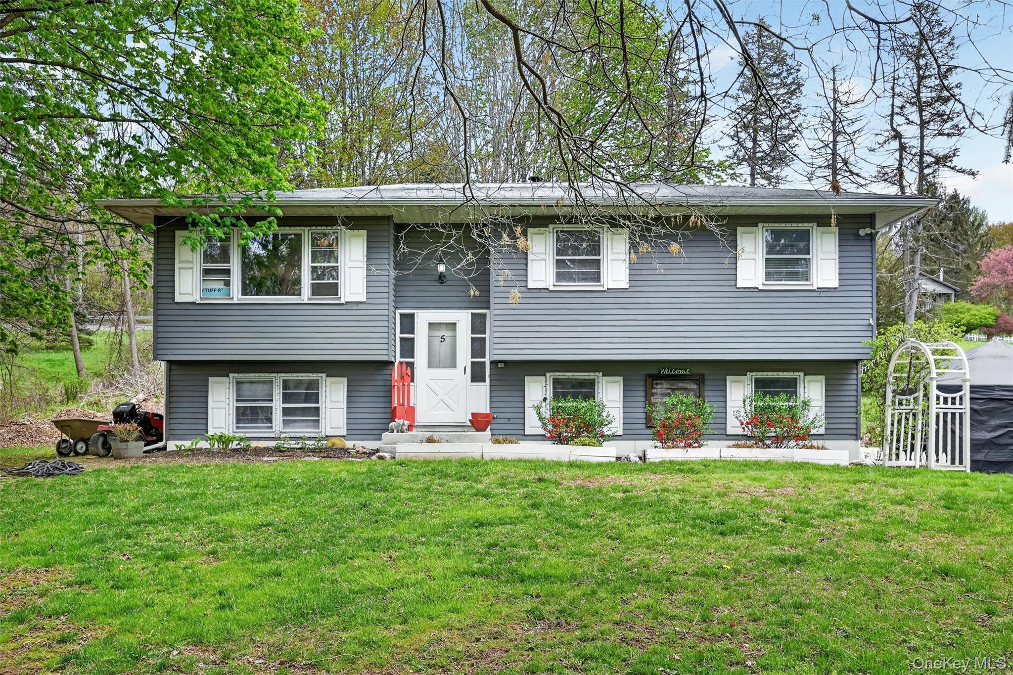 5 Regelski Drive – For Sale
