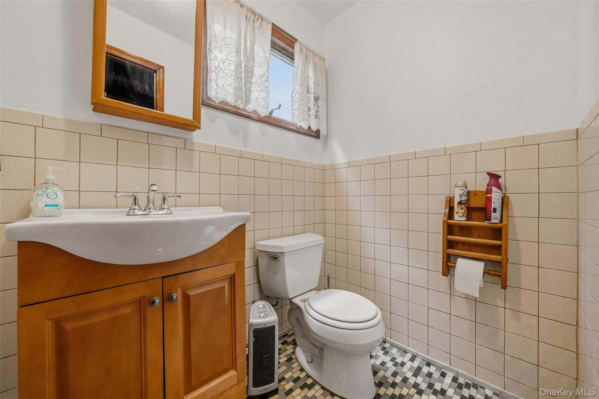 24 Lincoln Street – For Sale photo 11